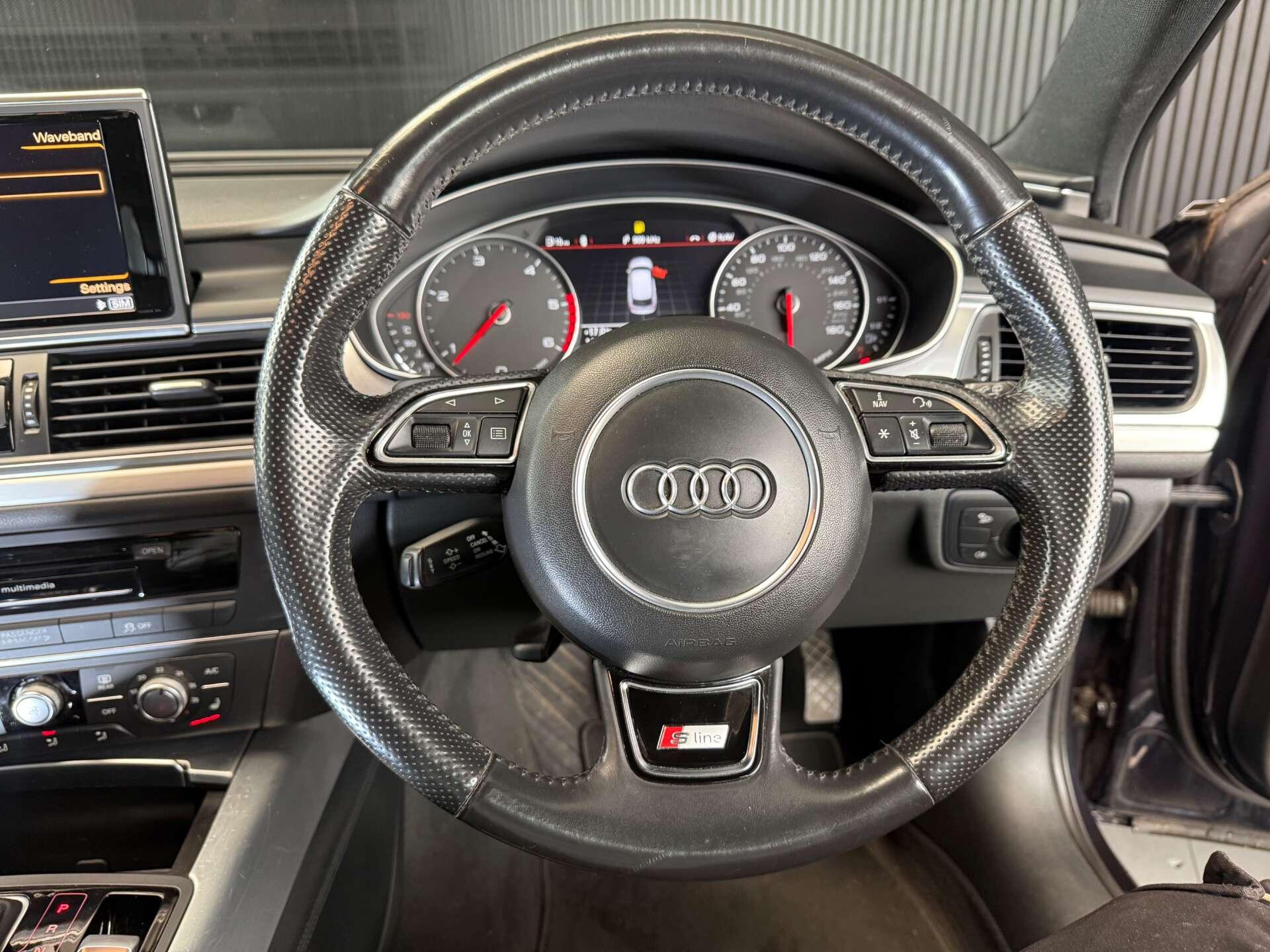 Audi A6 view 24