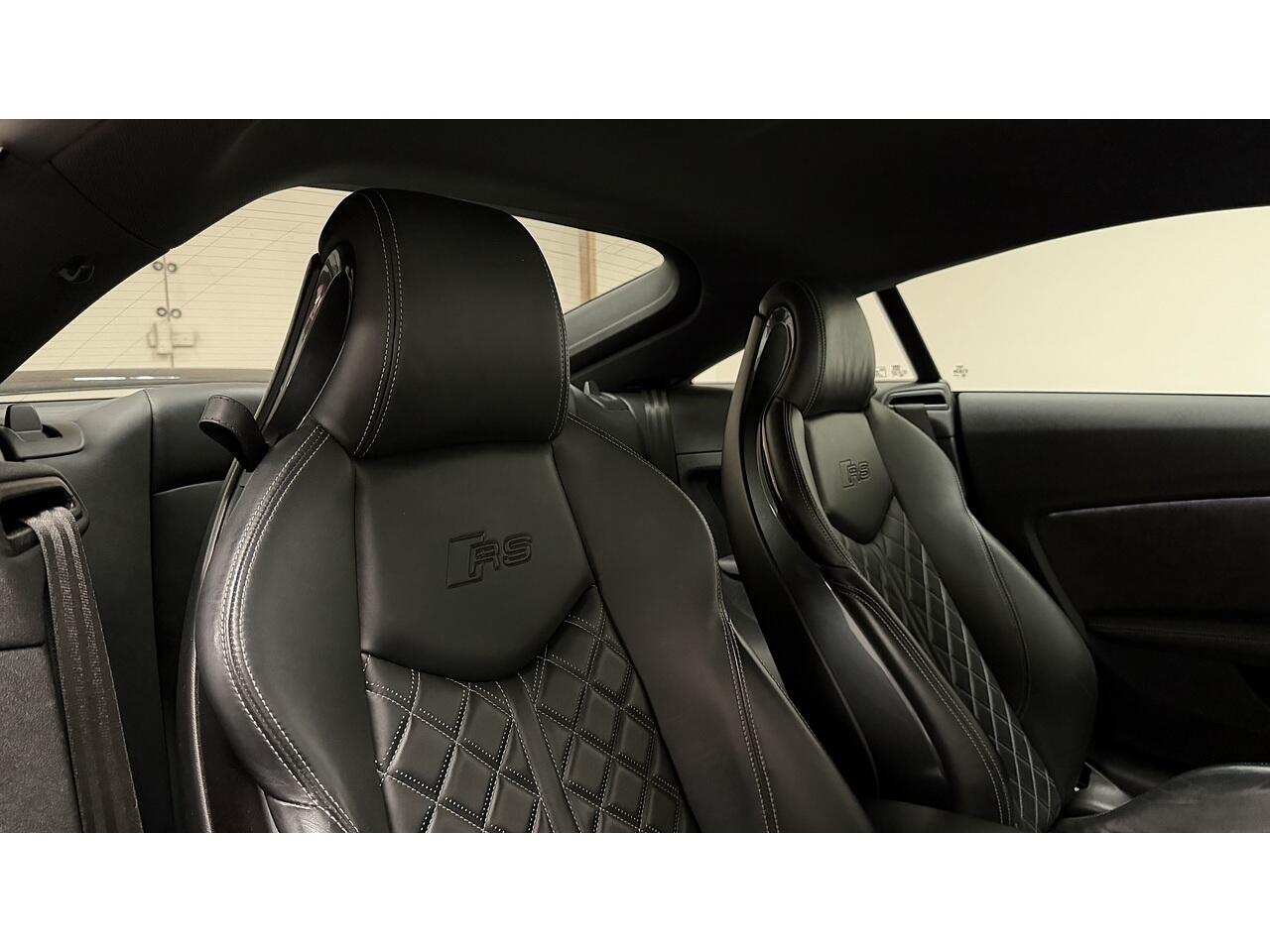 Audi TT RS view 16