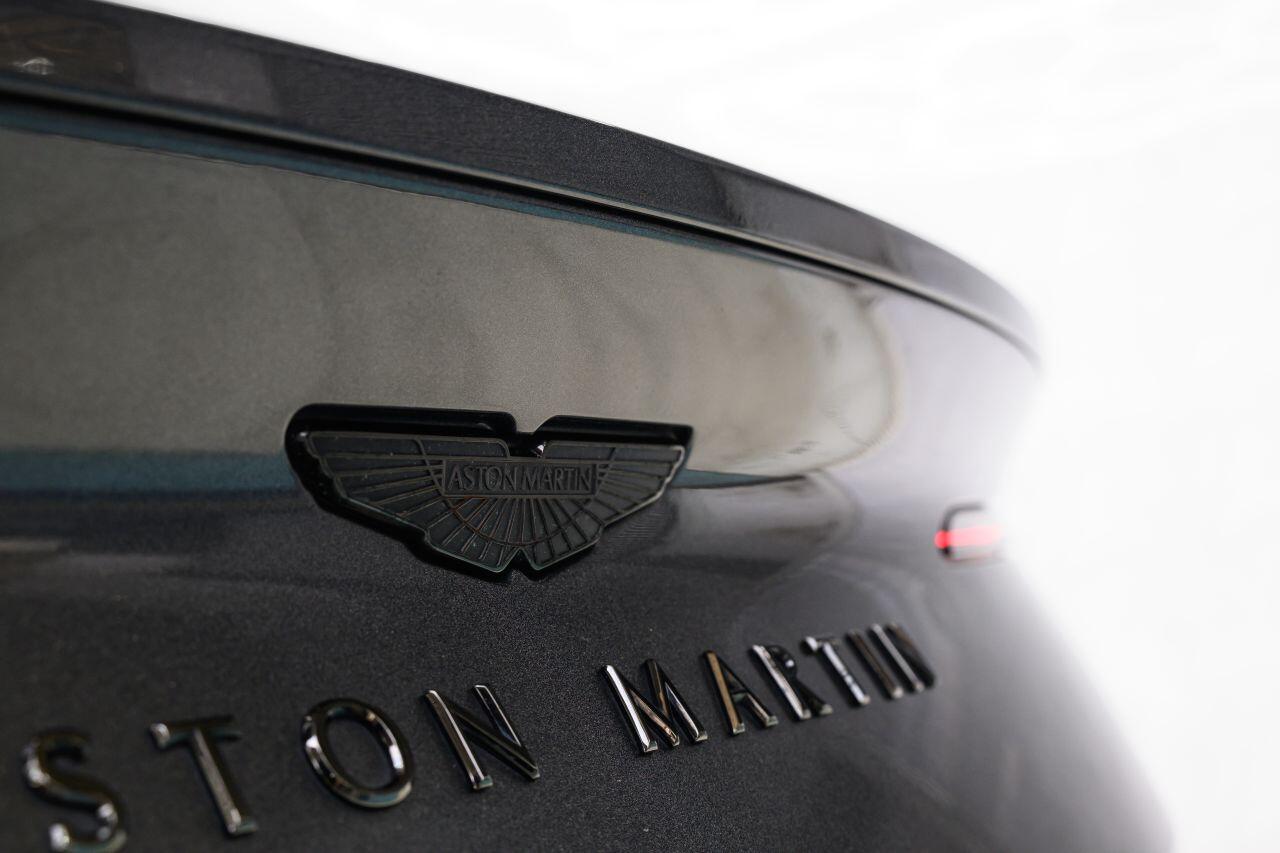 Aston Martin DB11 view 13
