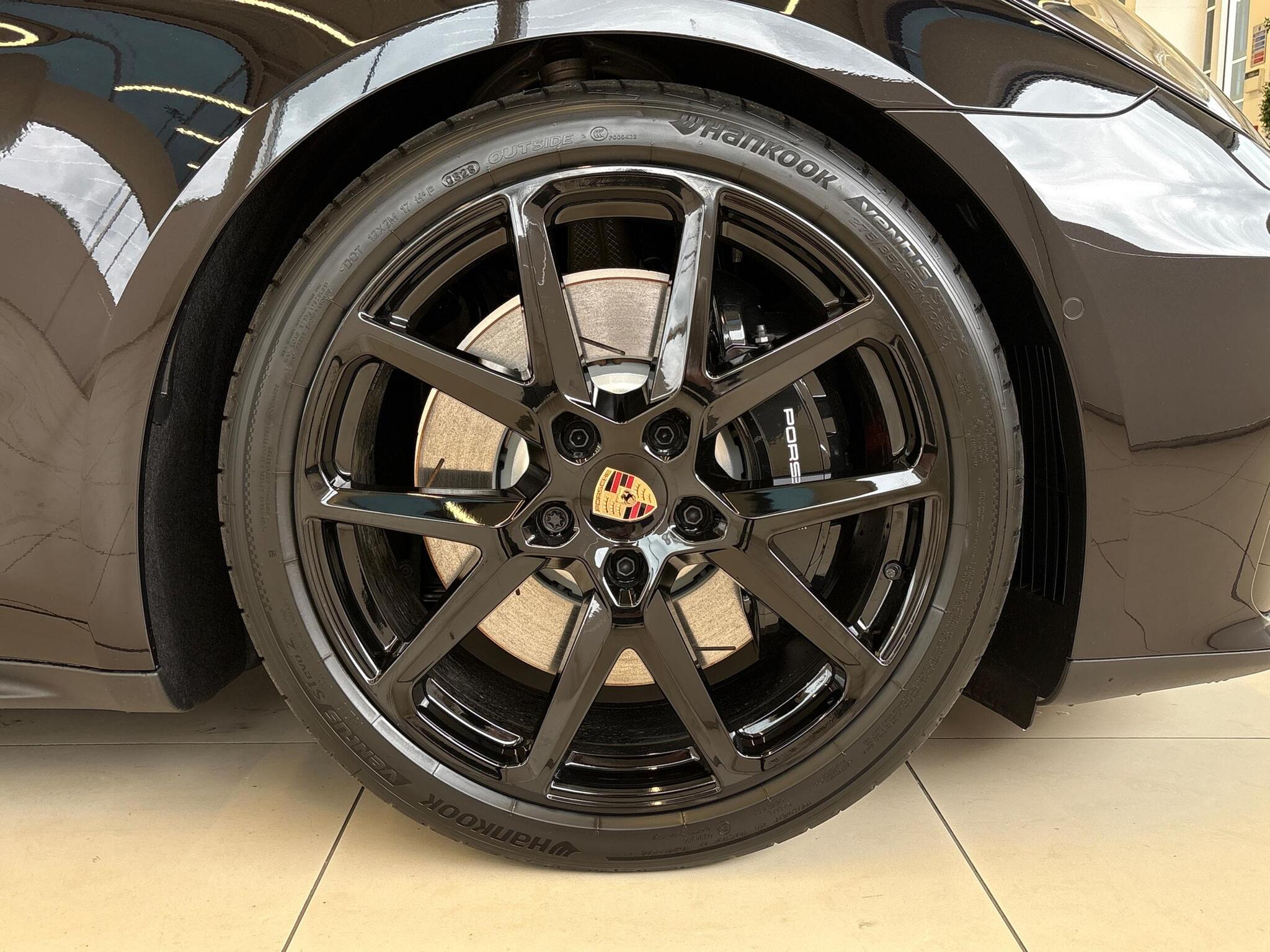 Porsche Panamera view 24