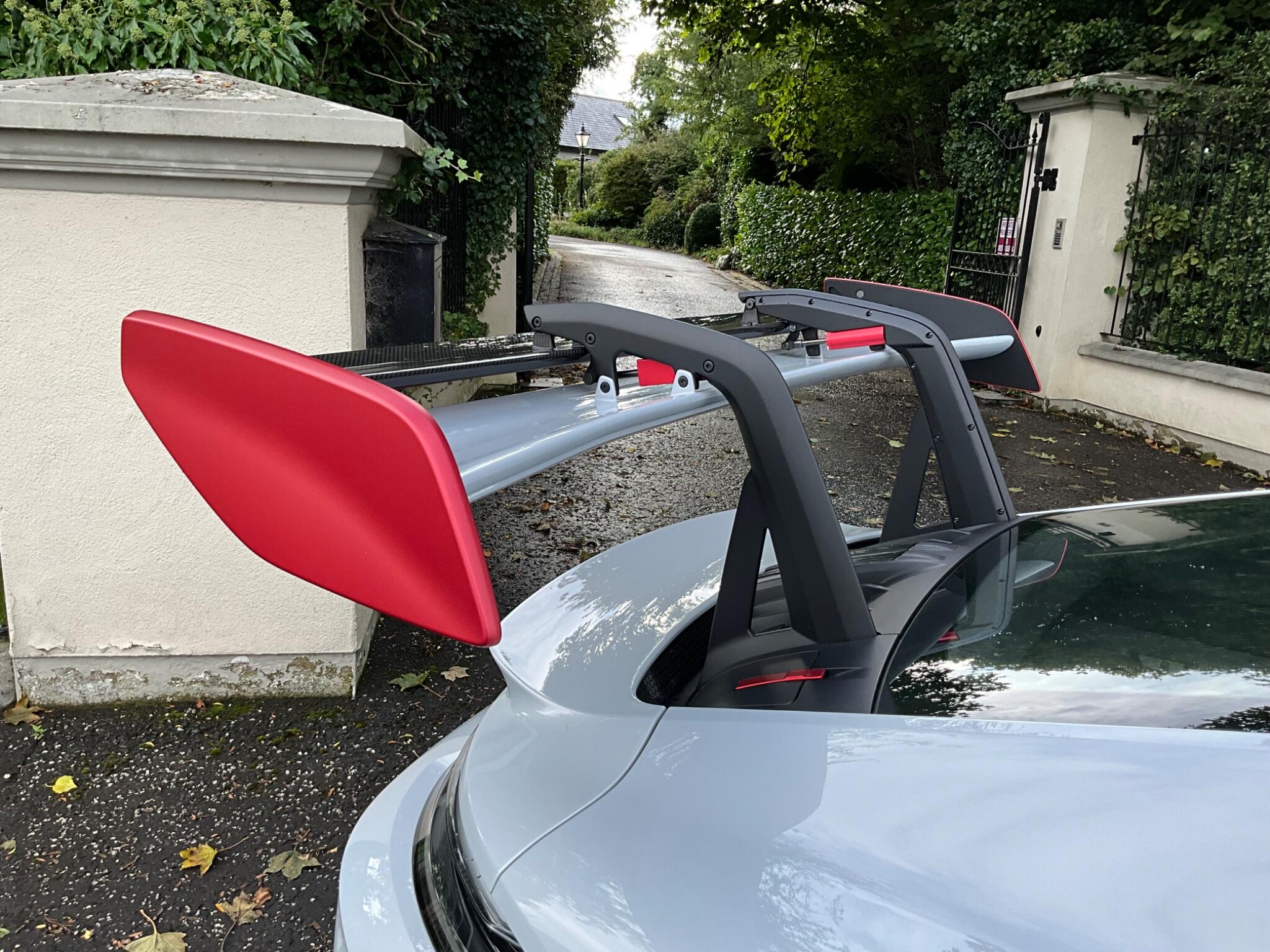 Porsche 911 view 27