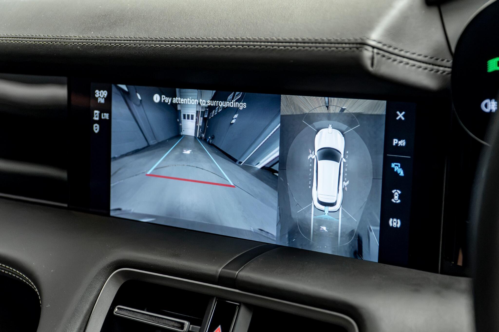 Porsche Taycan view 27