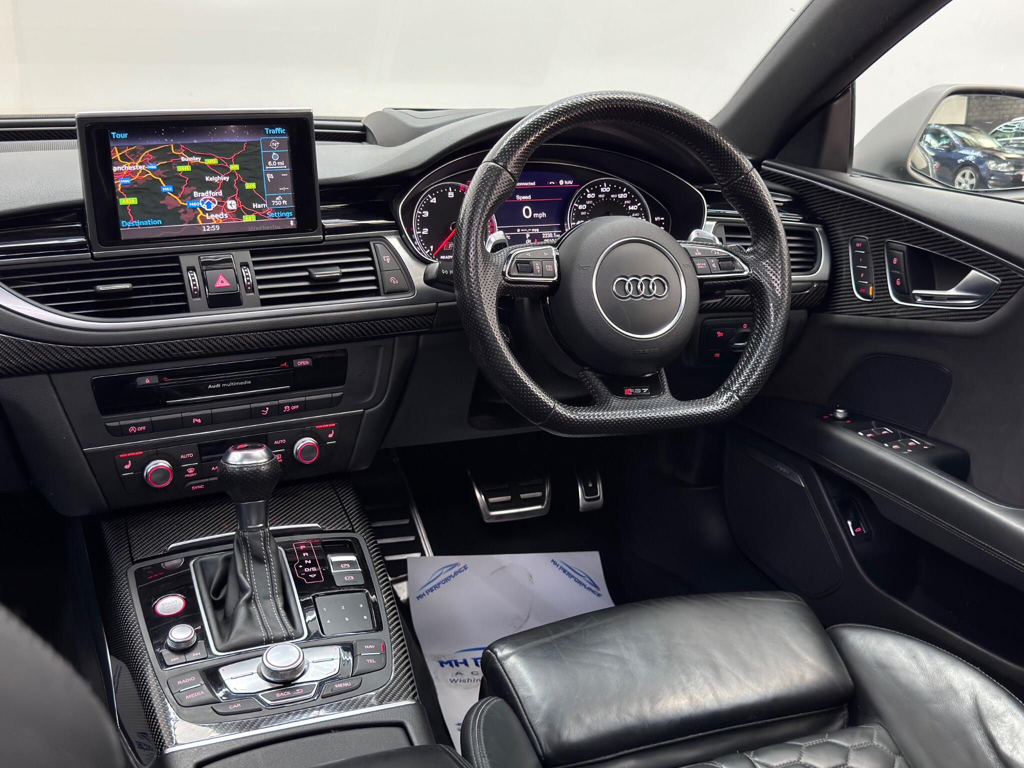 Audi RS7 view 11