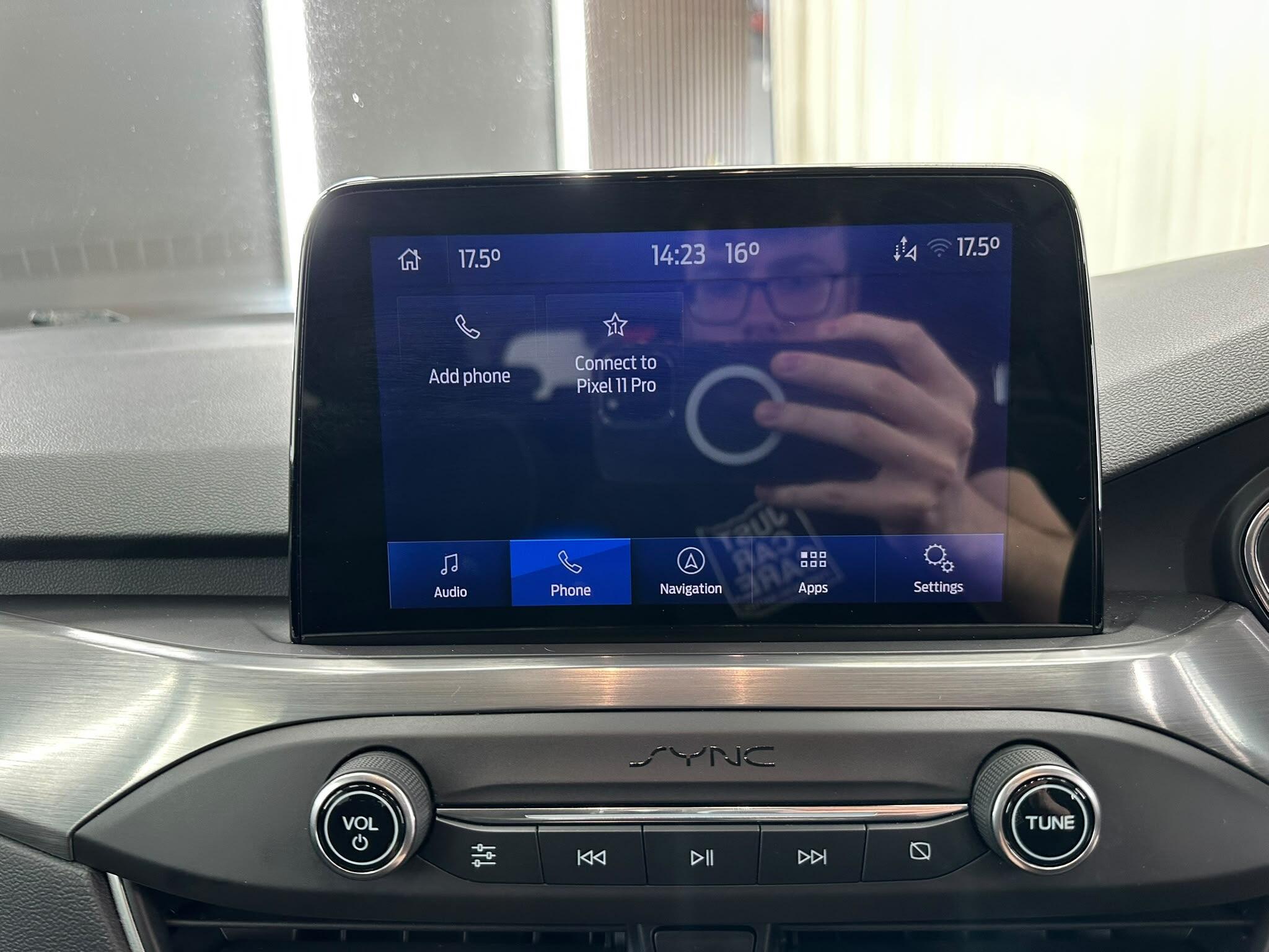 Ford Focus view 27