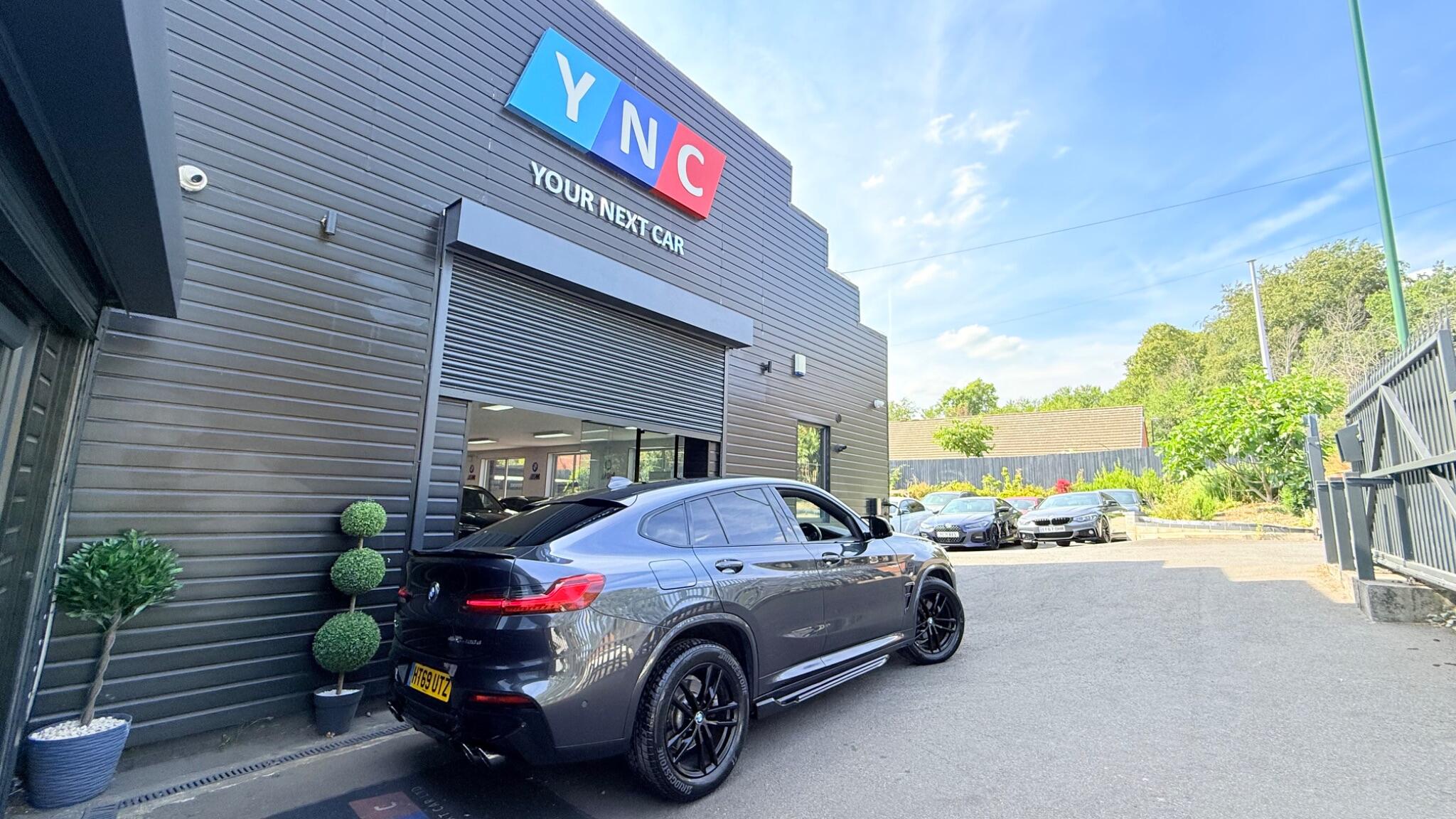 BMW X4 view 20