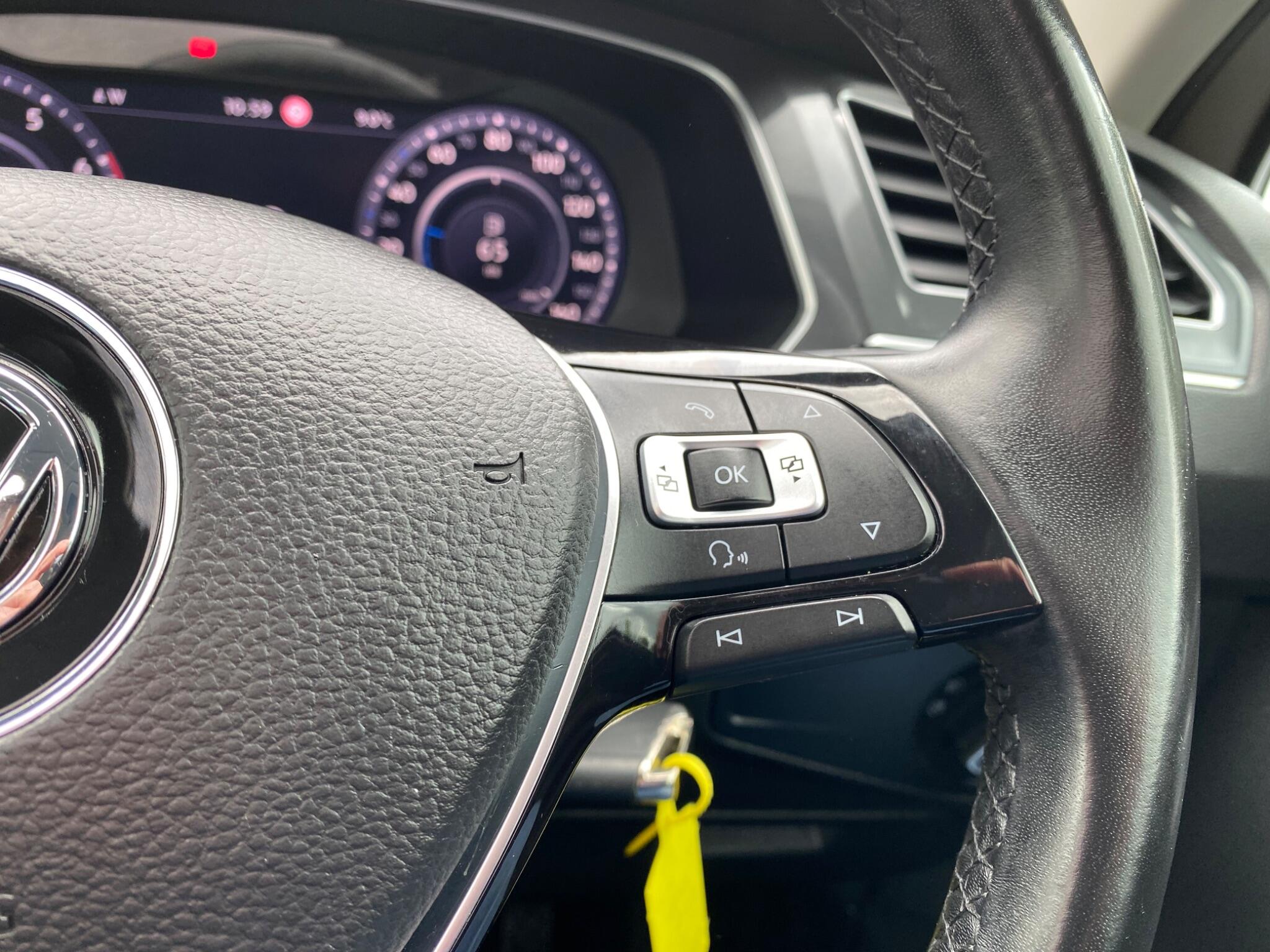 Volkswagen Tiguan view 32