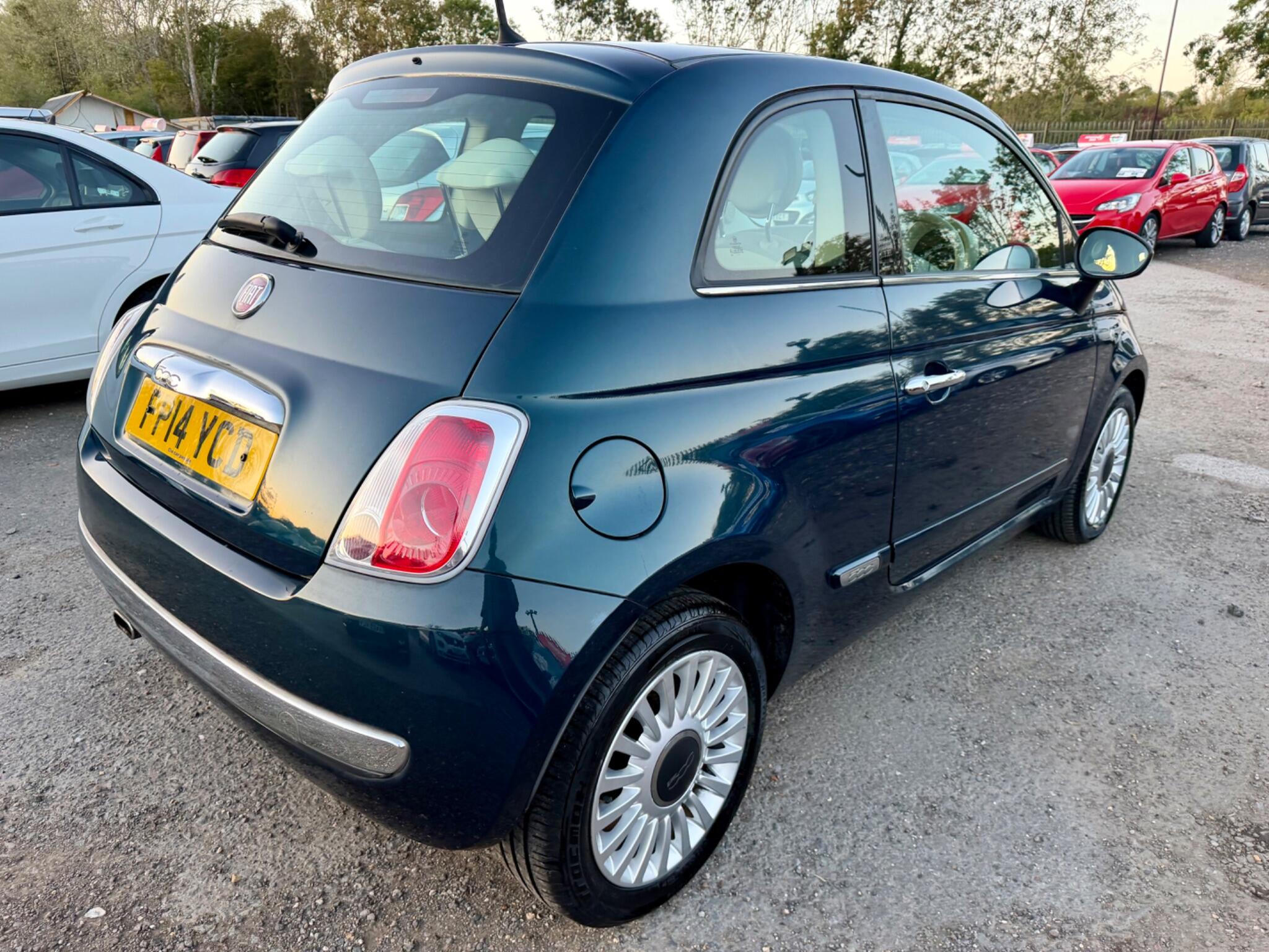 Fiat 500 view 22