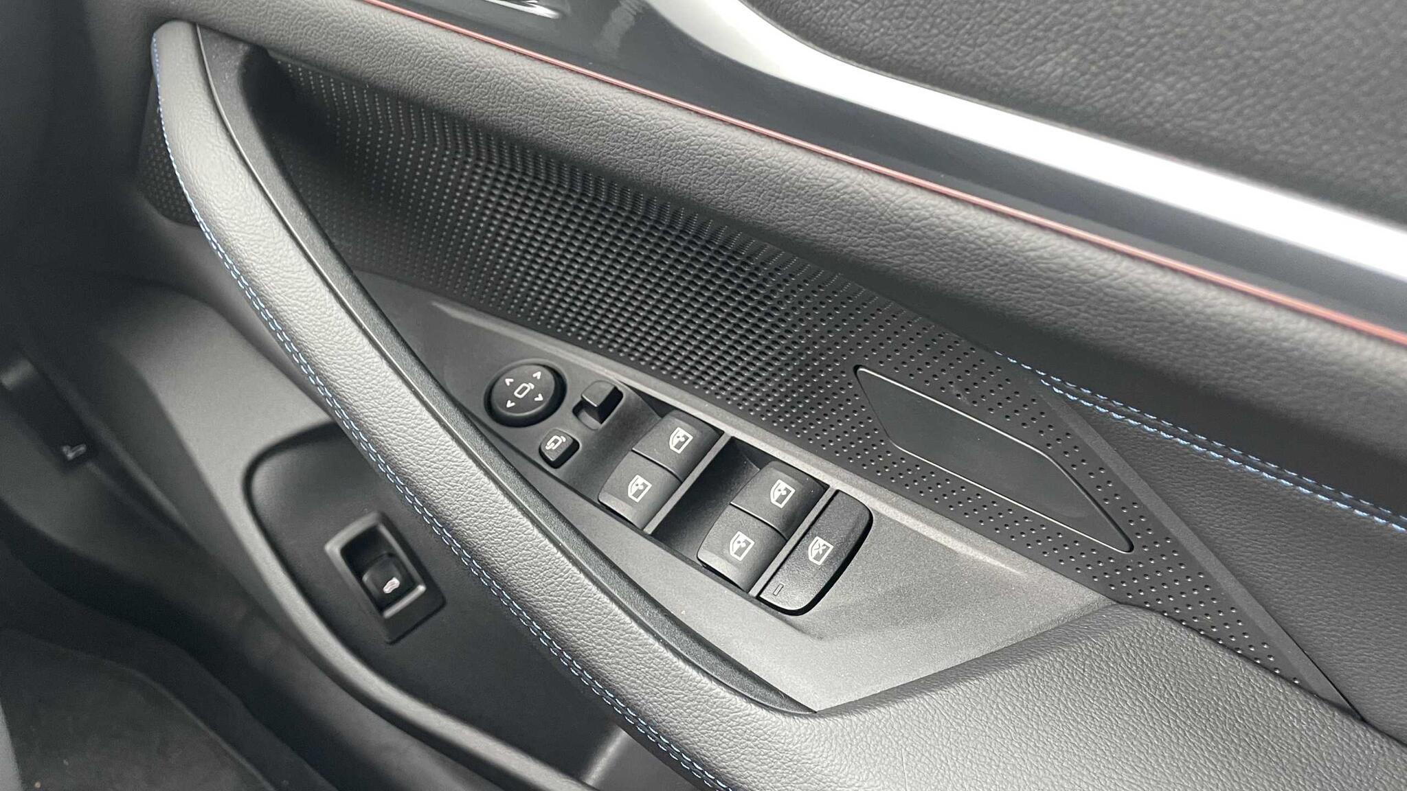 BMW 4 Series view 29