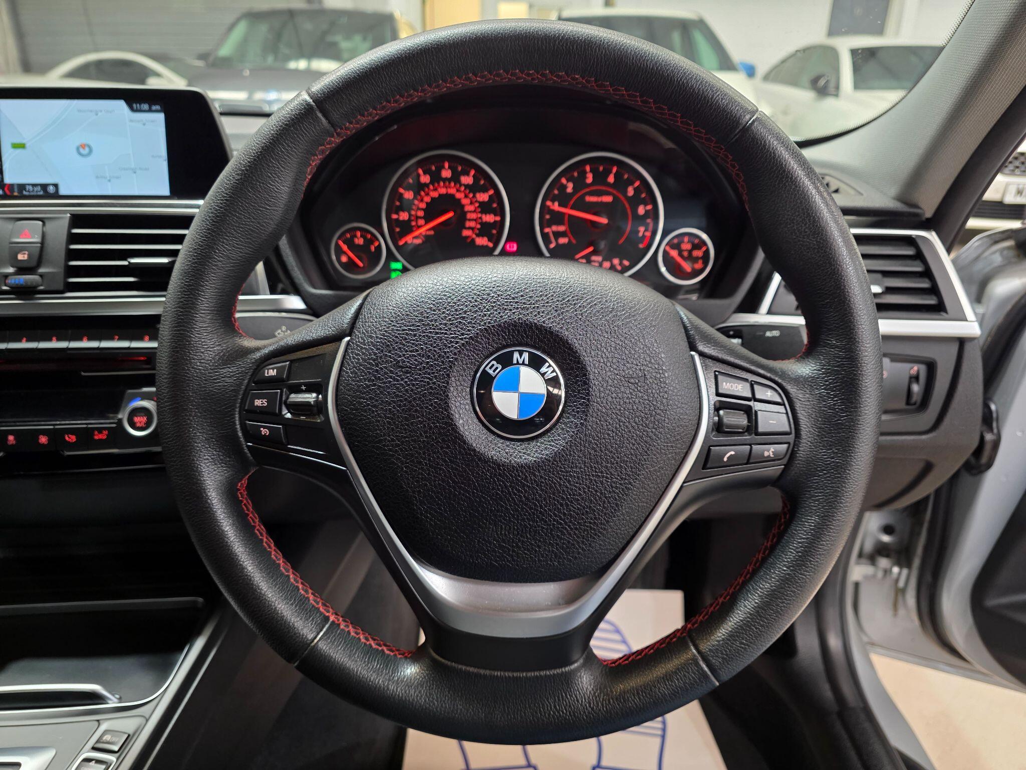 BMW 3 Series view 15