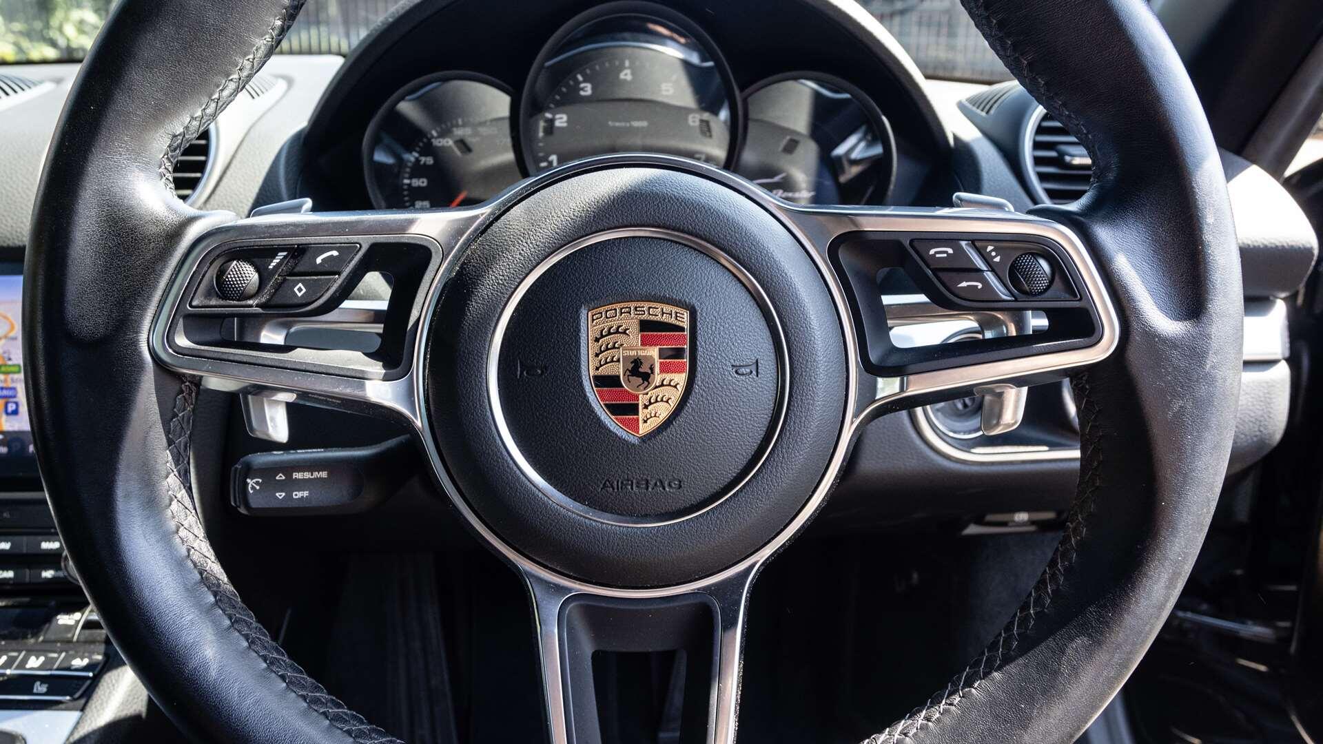 Porsche Boxster view 13