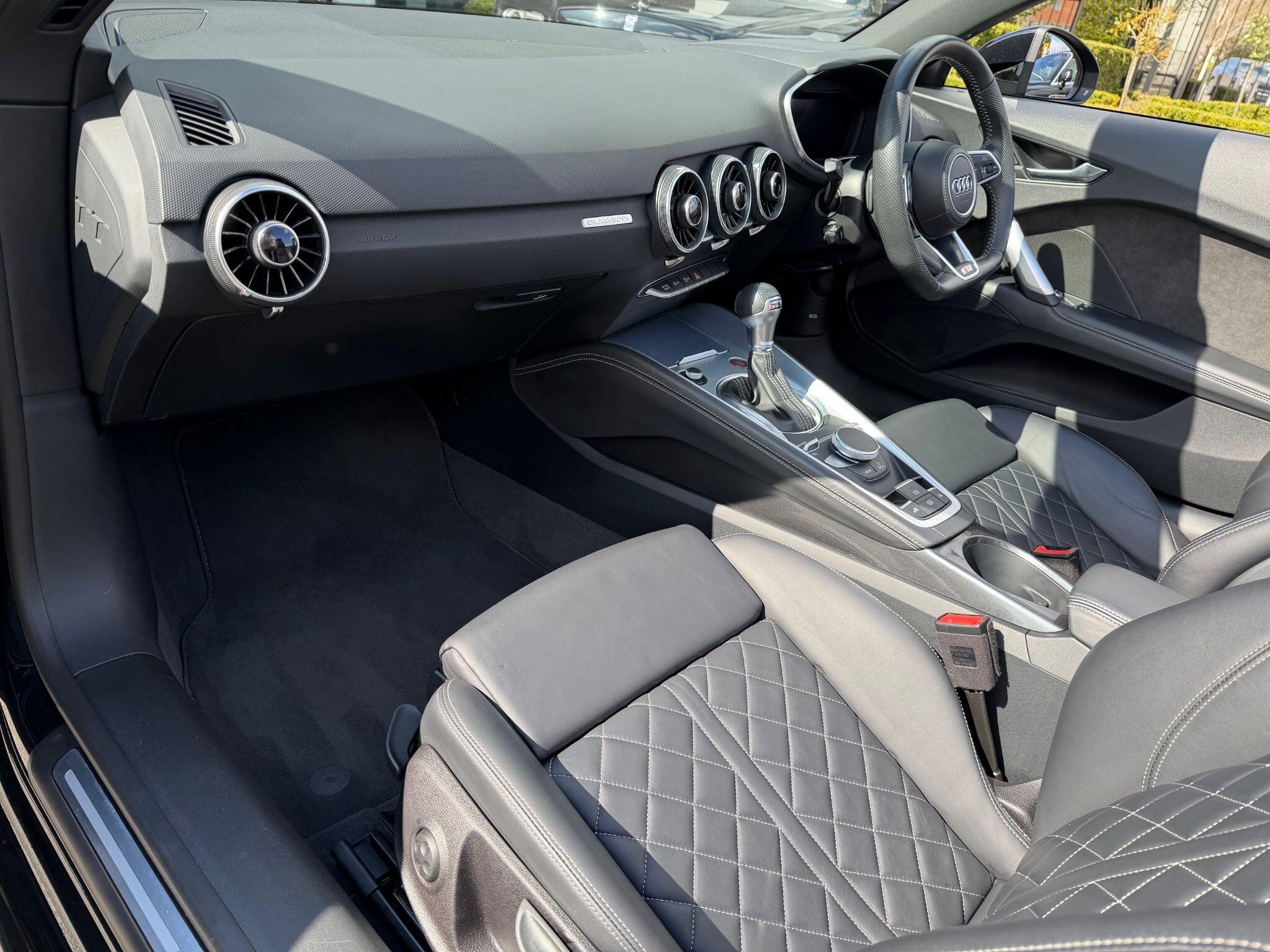 Audi Audi TTS view 11