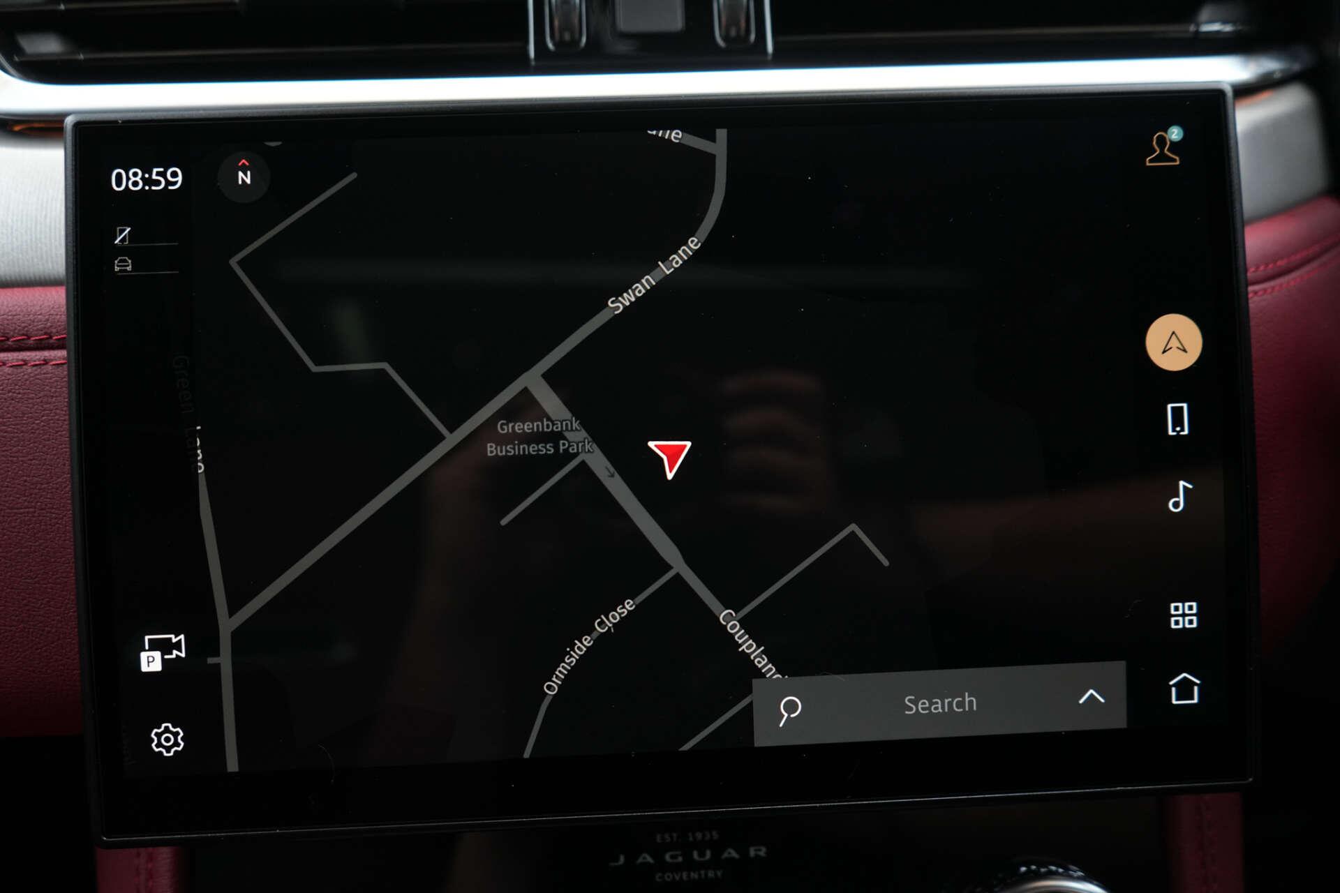 Jaguar F-Pace view 35