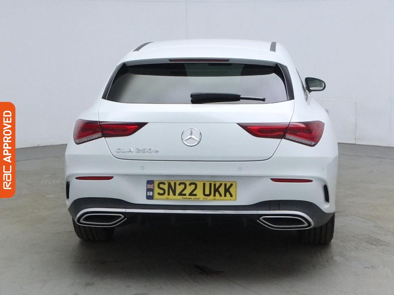 Mercedes-Benz Cla view 9