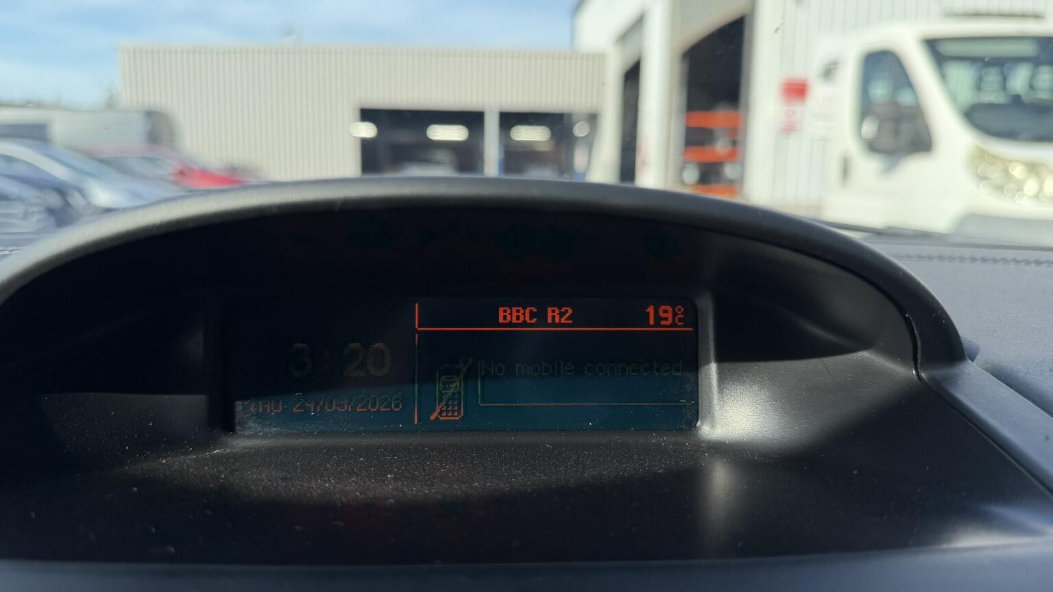 Peugeot RCZ view 30
