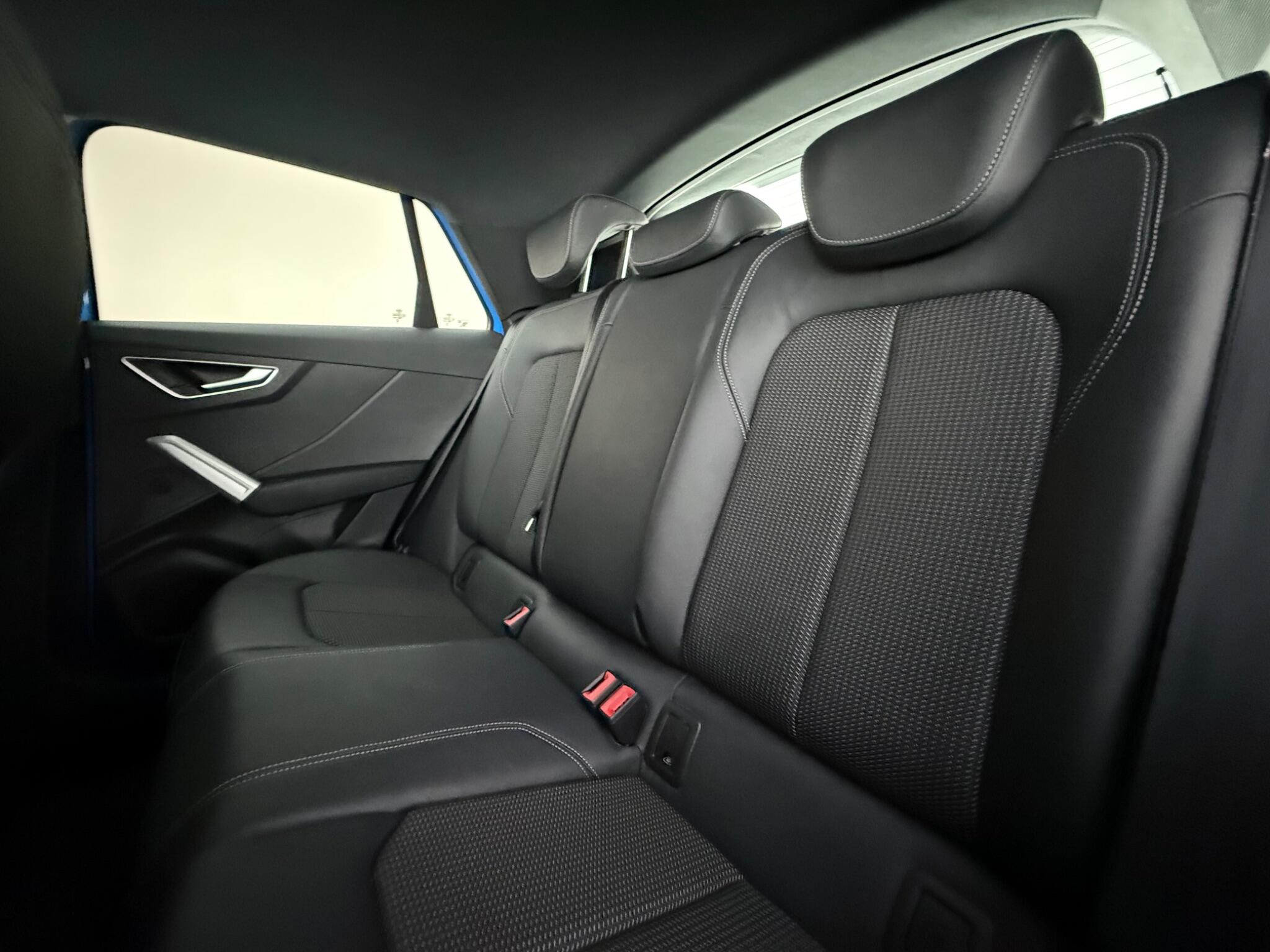 Audi Q2 view 34