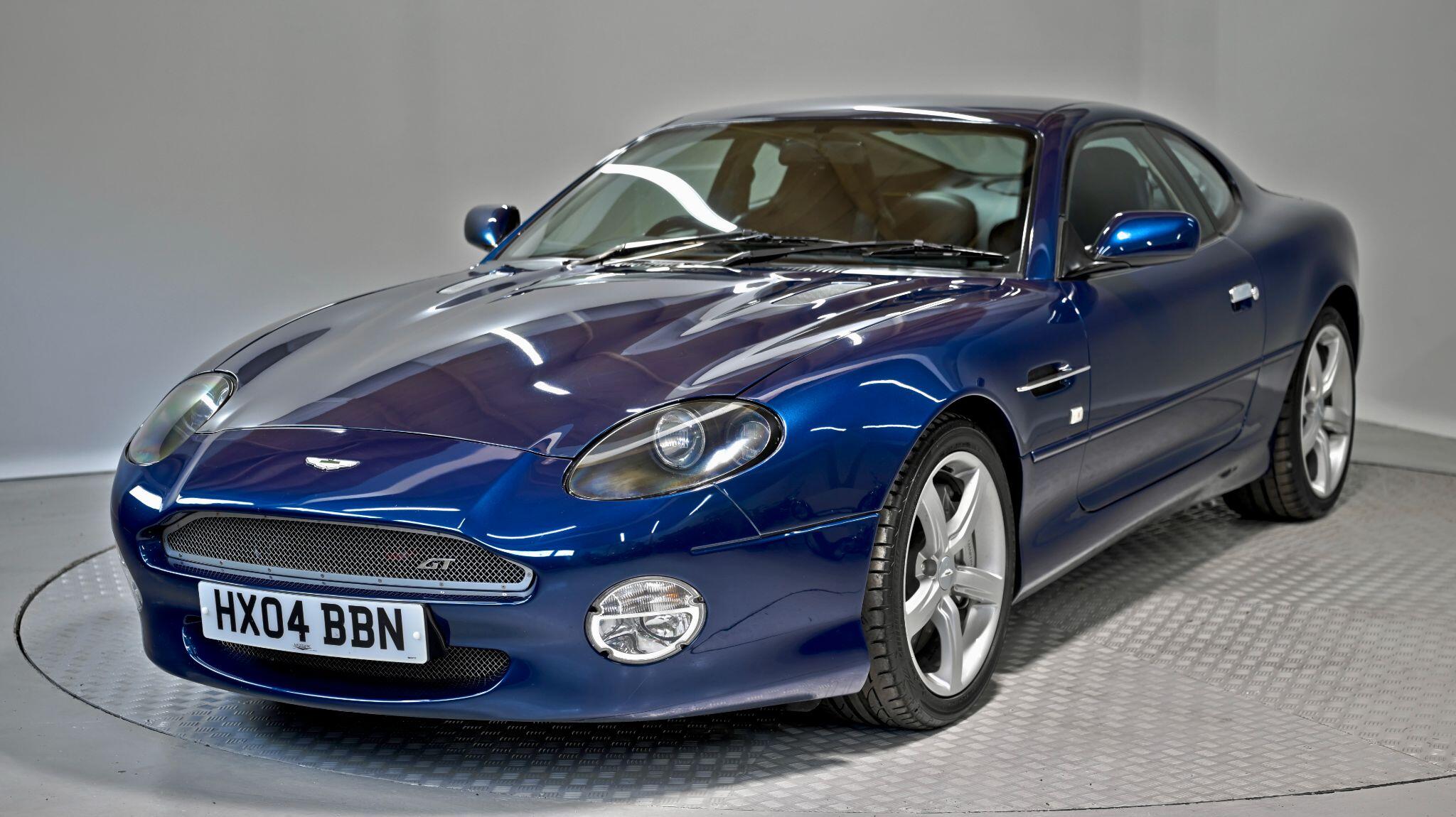 Aston Martin DB7 view 7