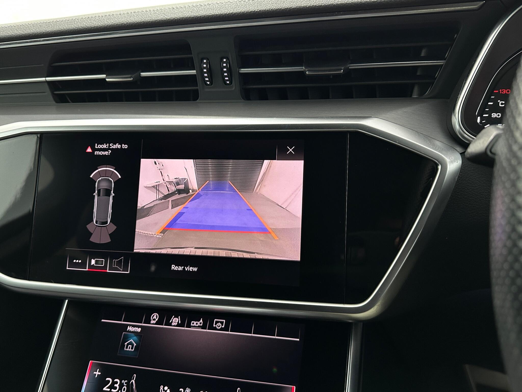 Audi A6 view 23