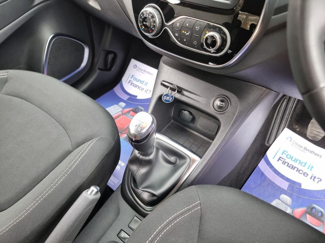 Renault Captur view 19
