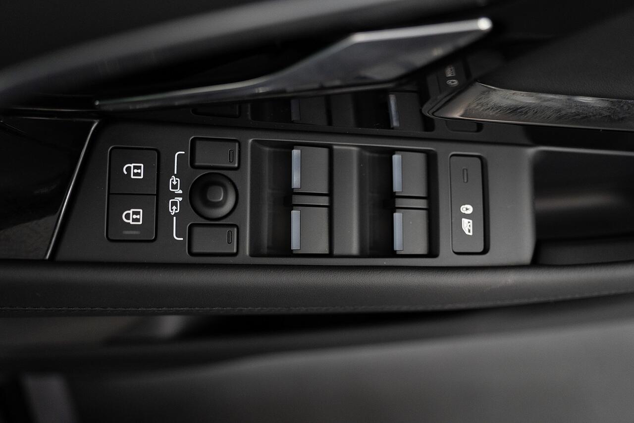 Land Rover Range Rover Evoque view 17