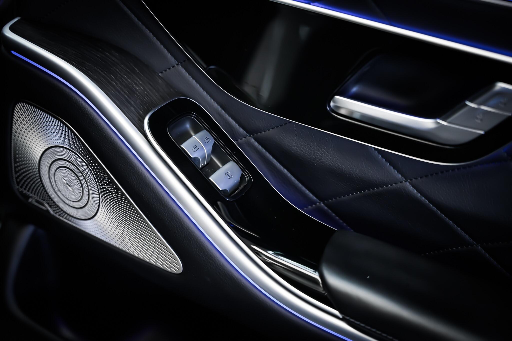 Mercedes-Benz S-Class view 59