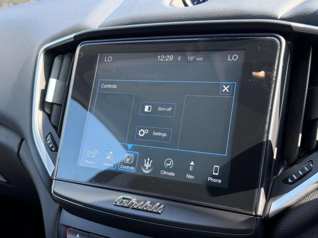 Maserati Ghibli view 35