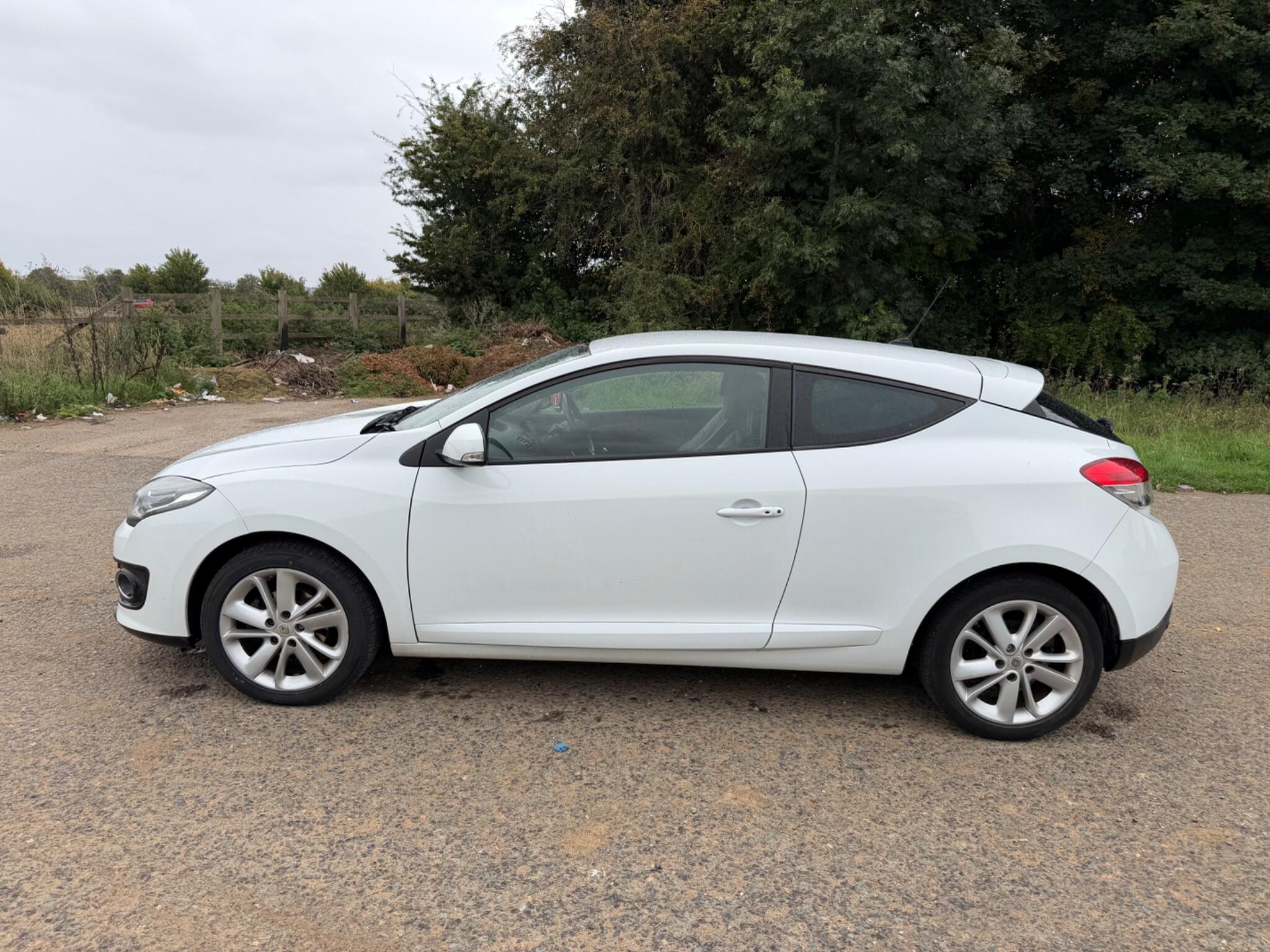 Renault Megane view 2