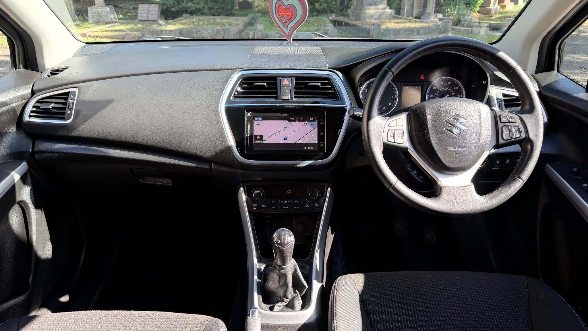 Suzuki SX4 S-Cross view 23