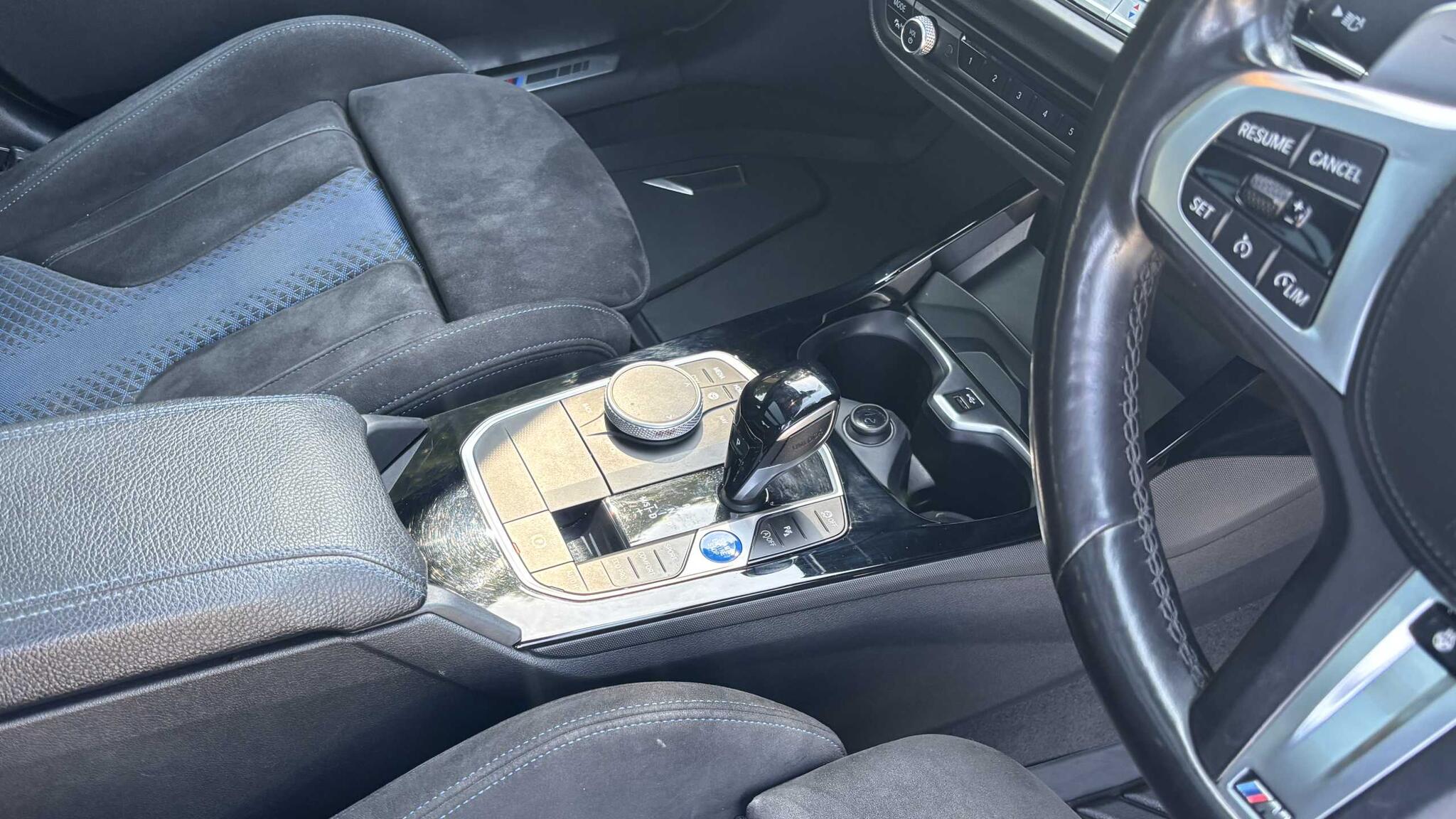 BMW 2 Series view 8