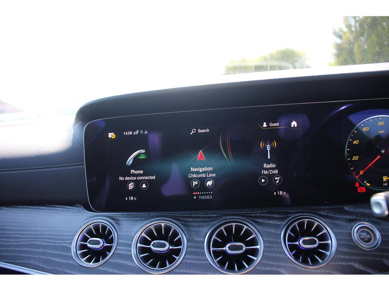 Mercedes-Benz E Class view 24