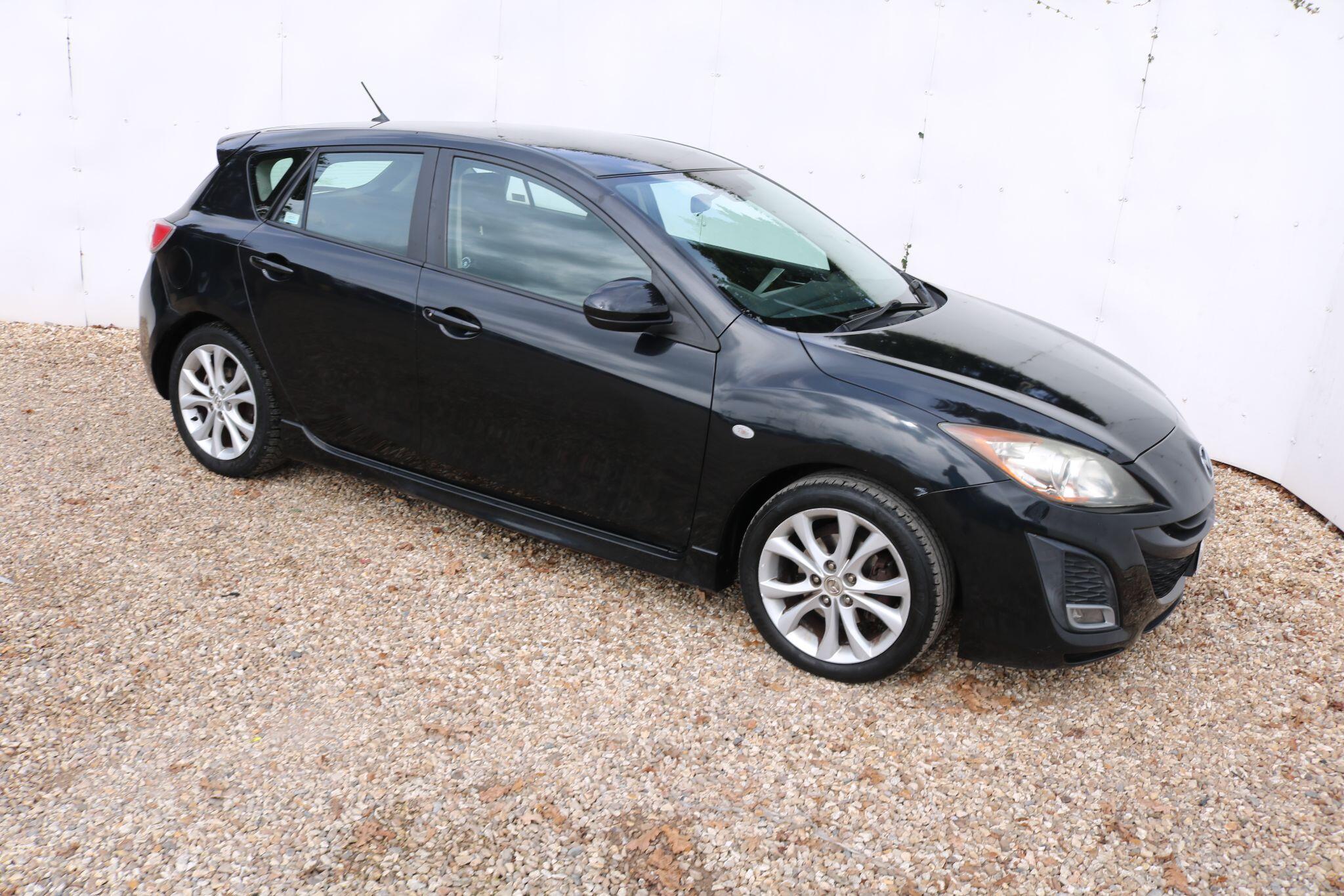 Mazda Mazda3 view 8