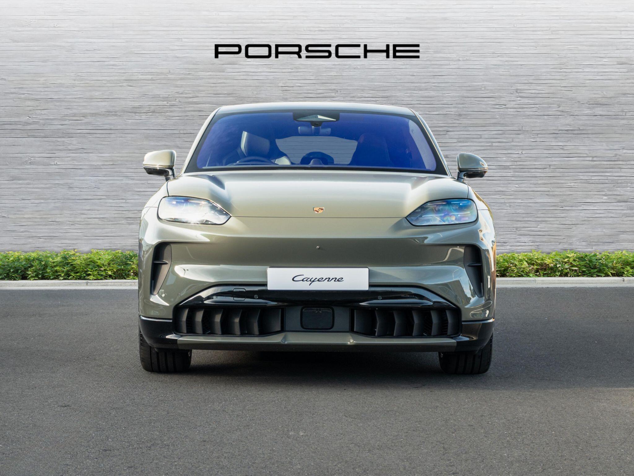 Porsche Cayenne view 5