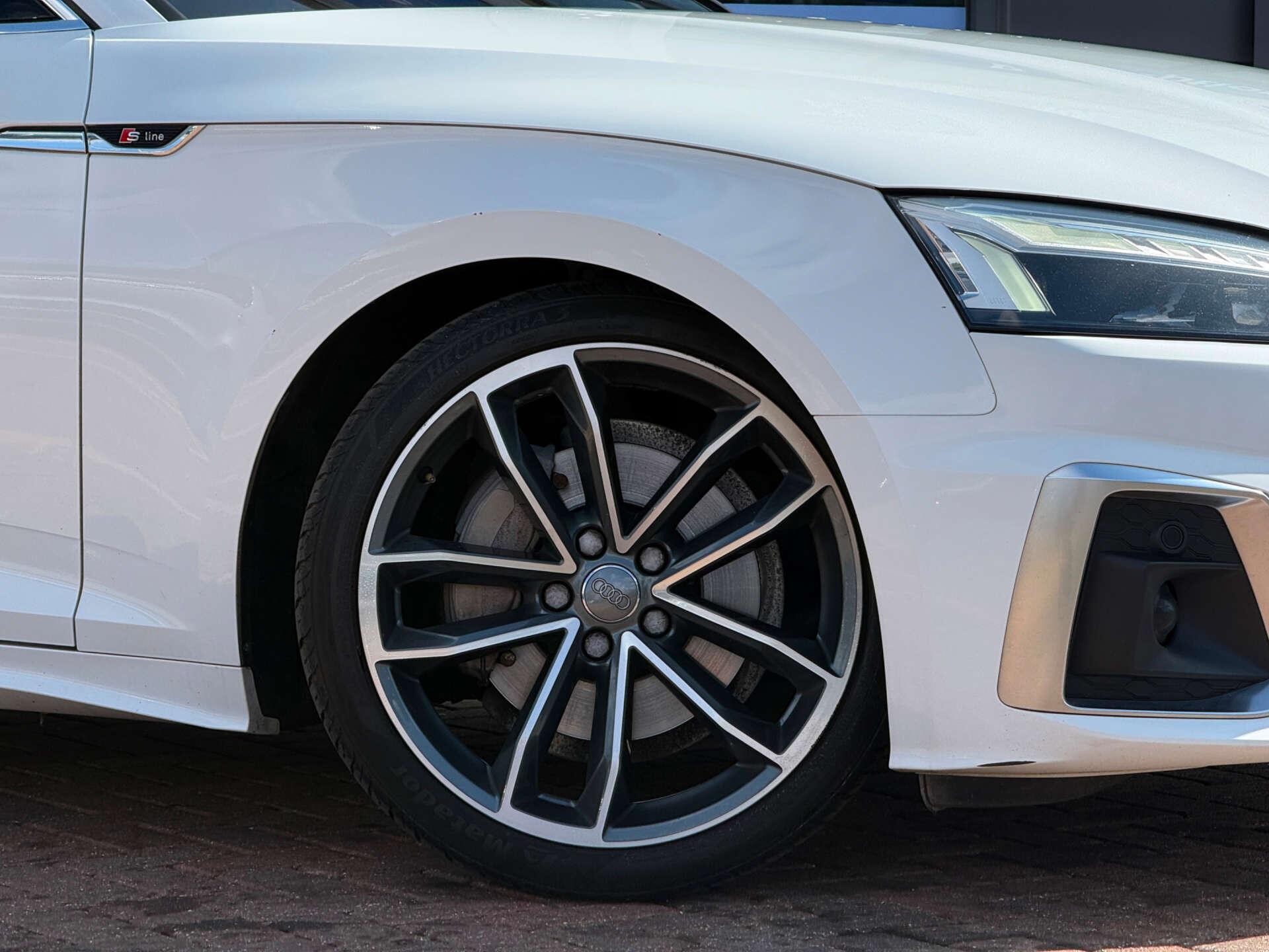 Audi A5 view 22