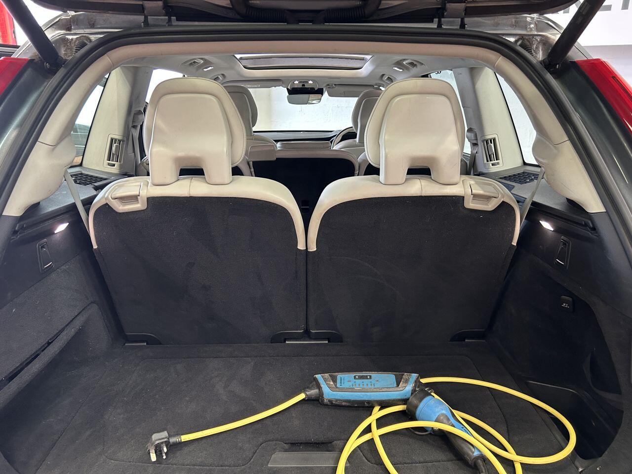 Volvo XC90 view 27