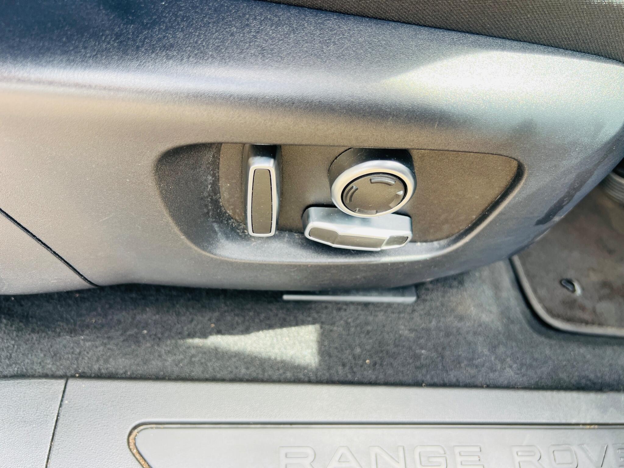 Land Rover Range Rover Evoque view 55