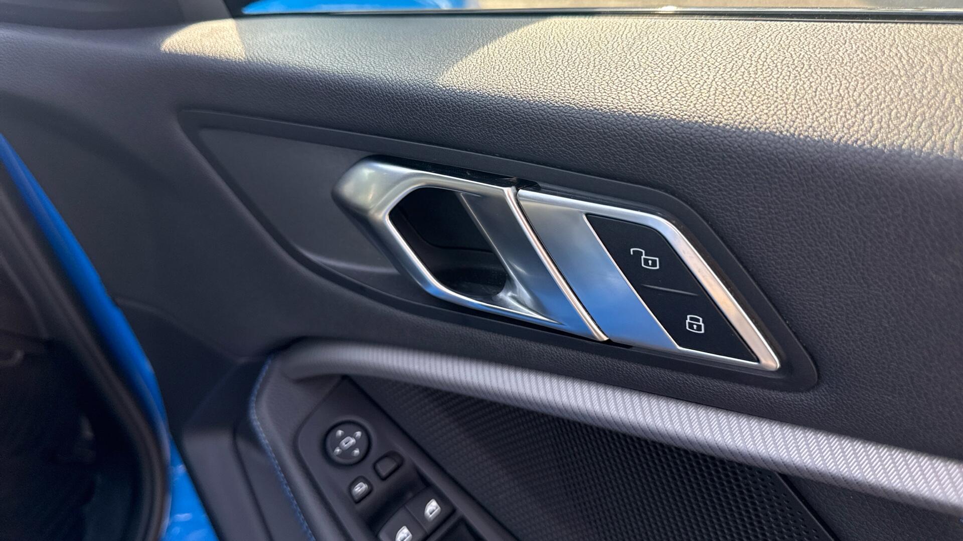 BMW 1 Series view 34
