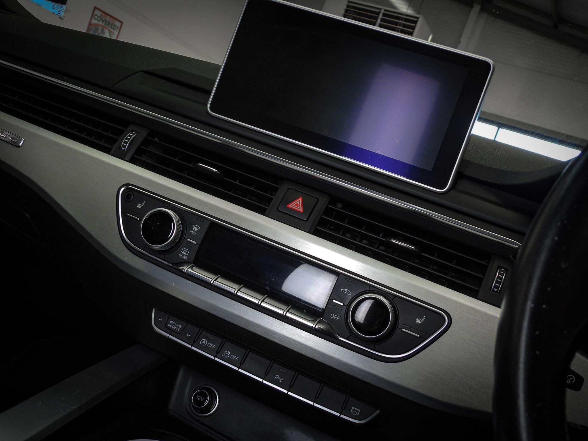 Audi S5 view 30