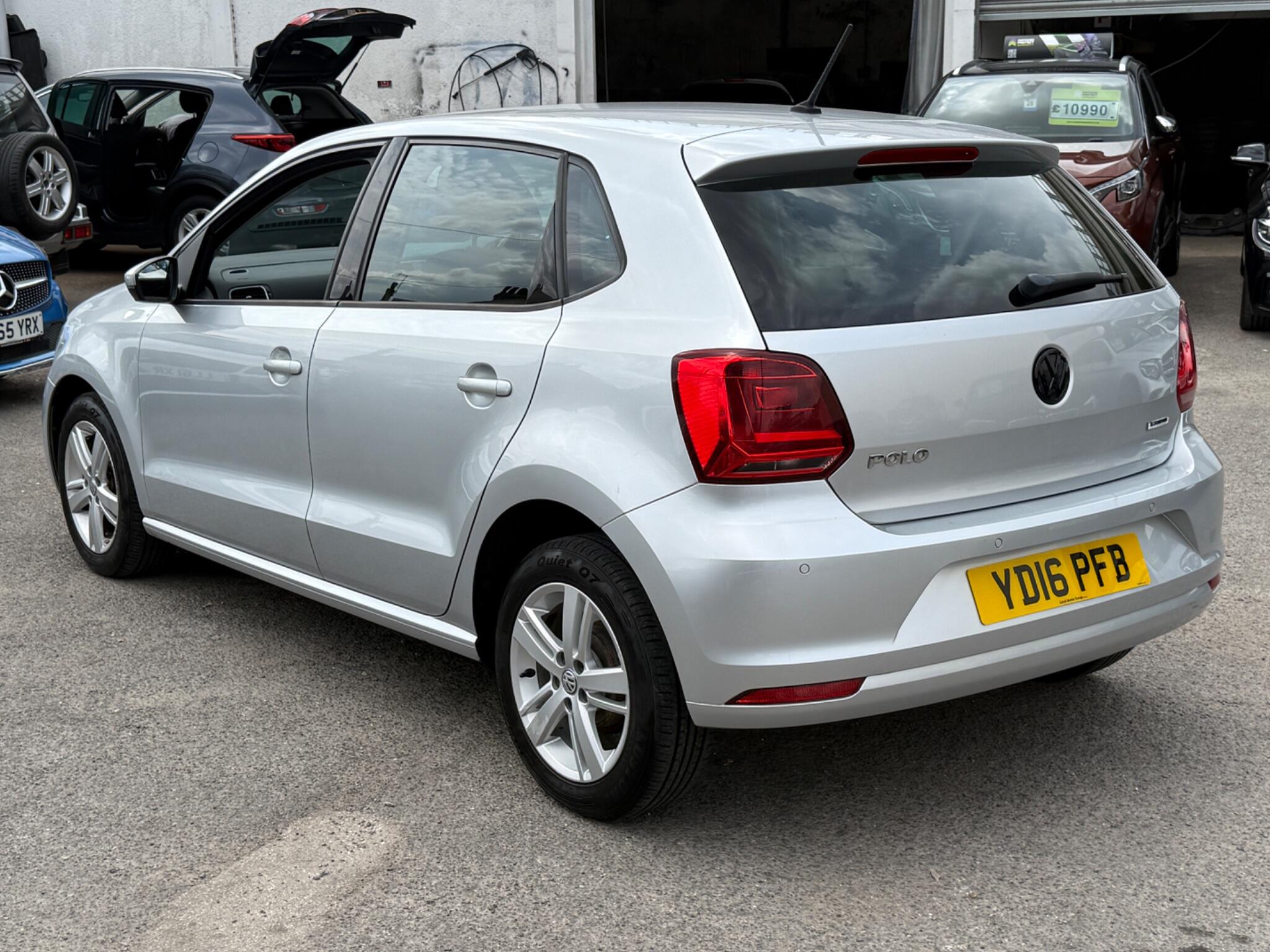 Volkswagen Polo - Image 13