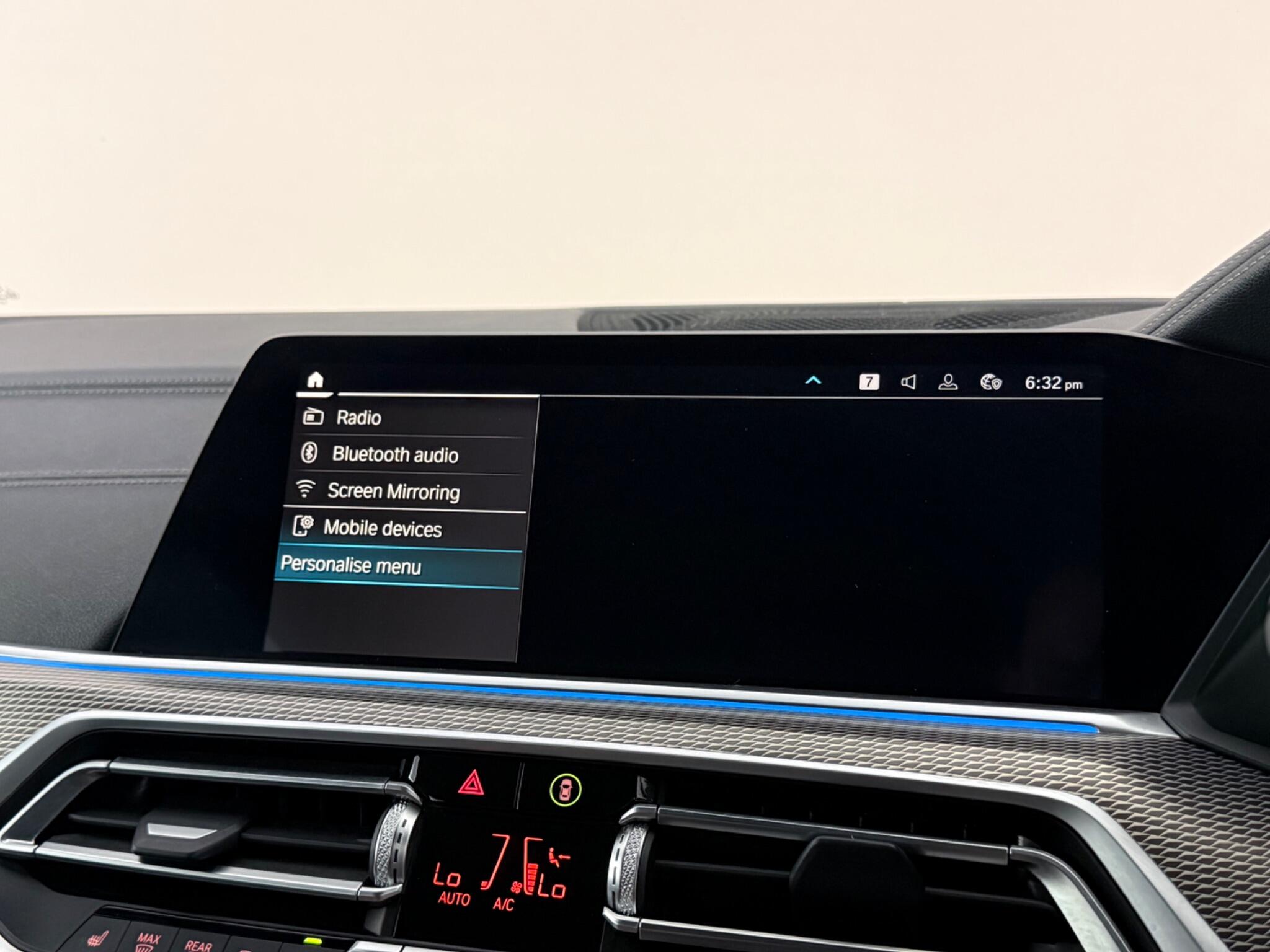 BMW X5 view 25