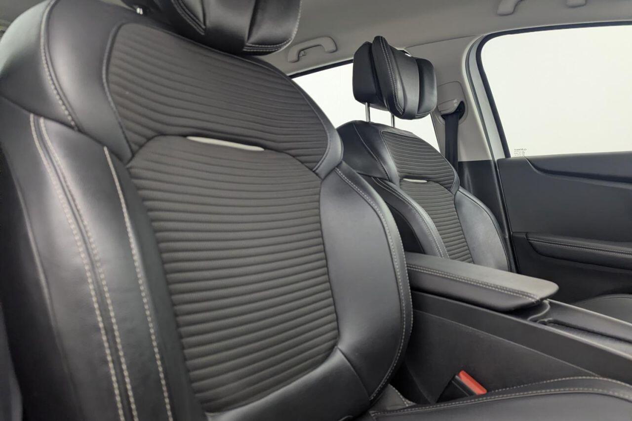 Renault Grand Scenic view 13