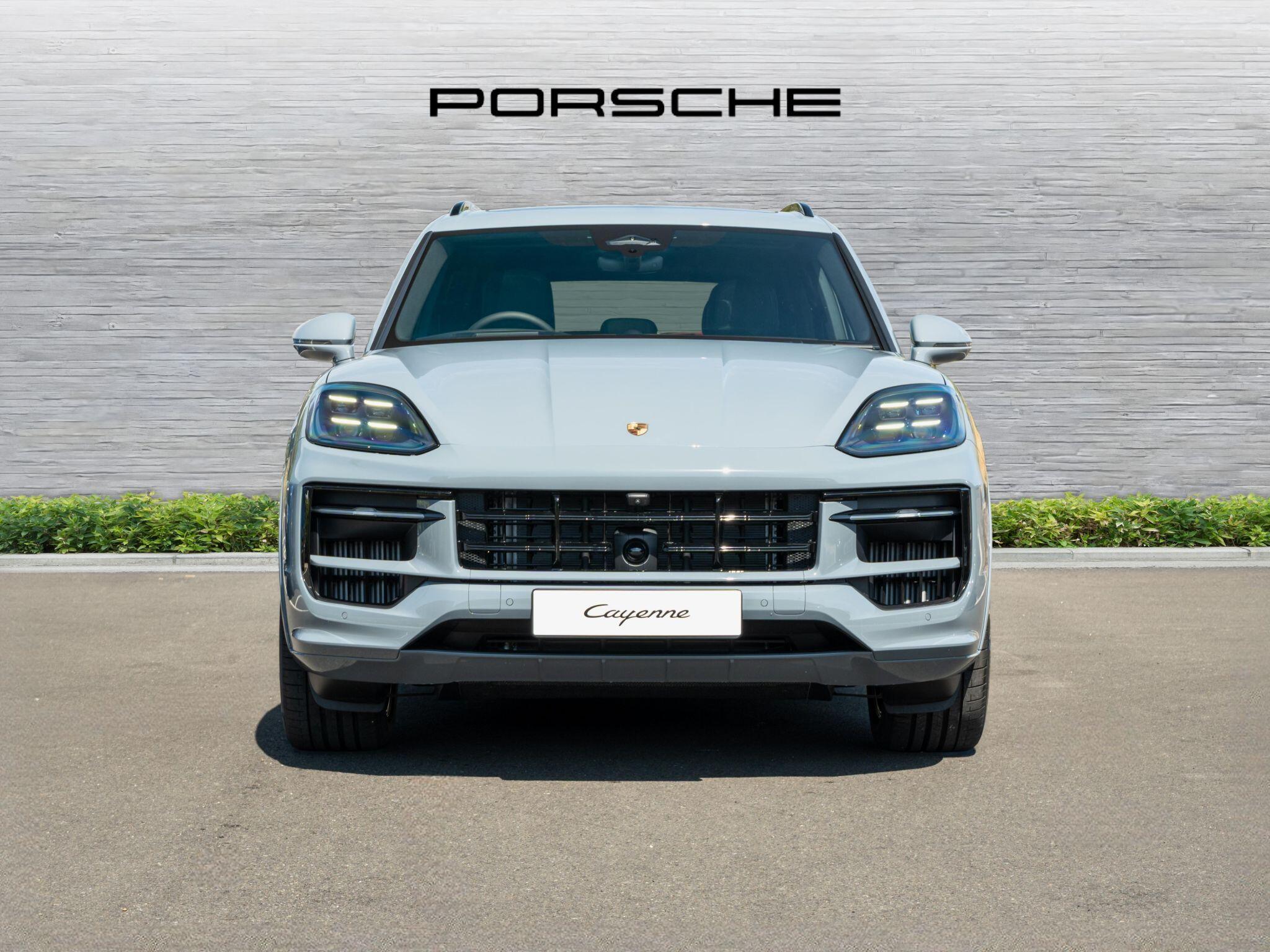 Porsche Cayenne view 5
