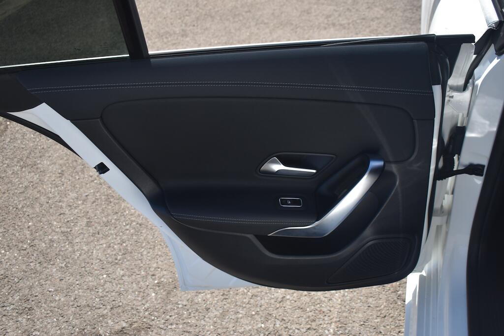 Mercedes-Benz Cla view 43