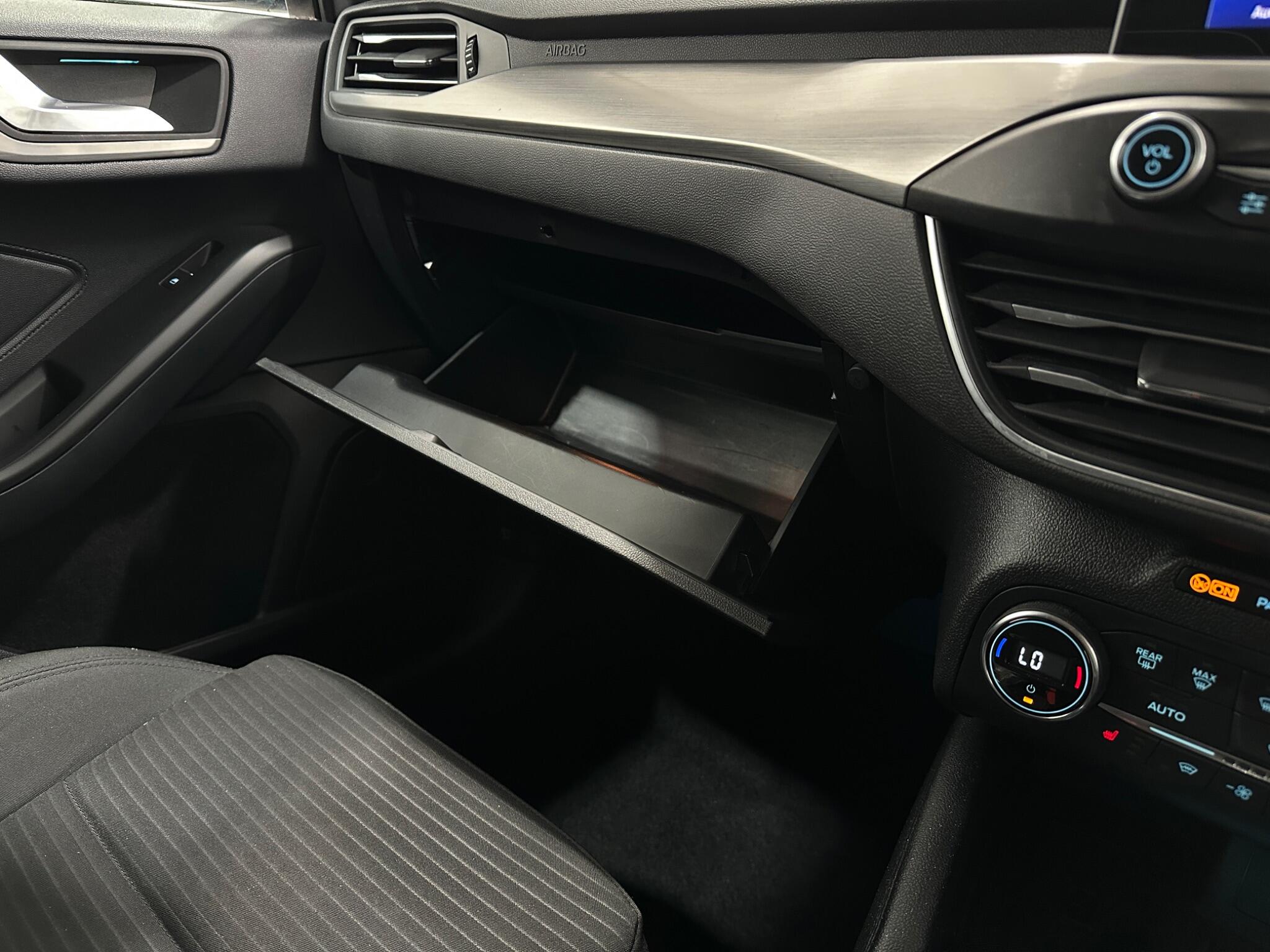 Ford Focus view 27