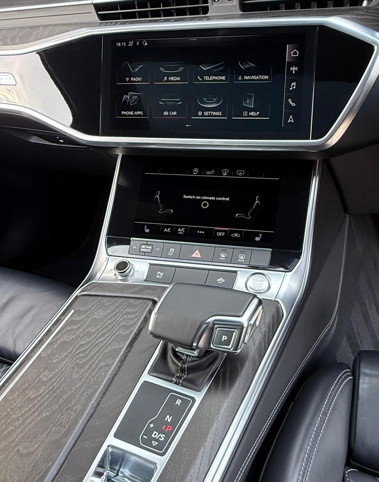 Audi A6 Saloon view 52