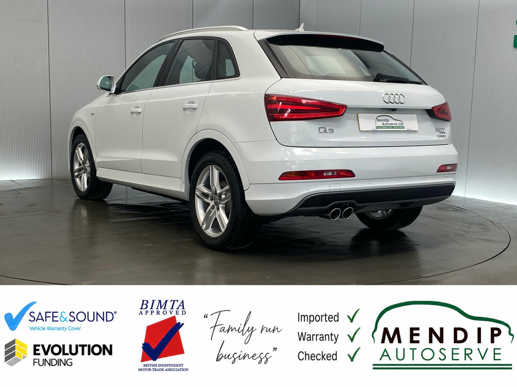 Audi Q3 view 7