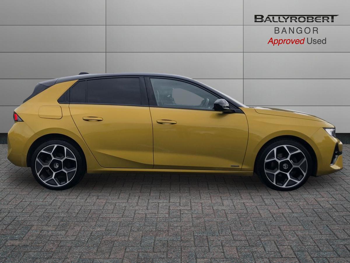 Vauxhall Astra view 9
