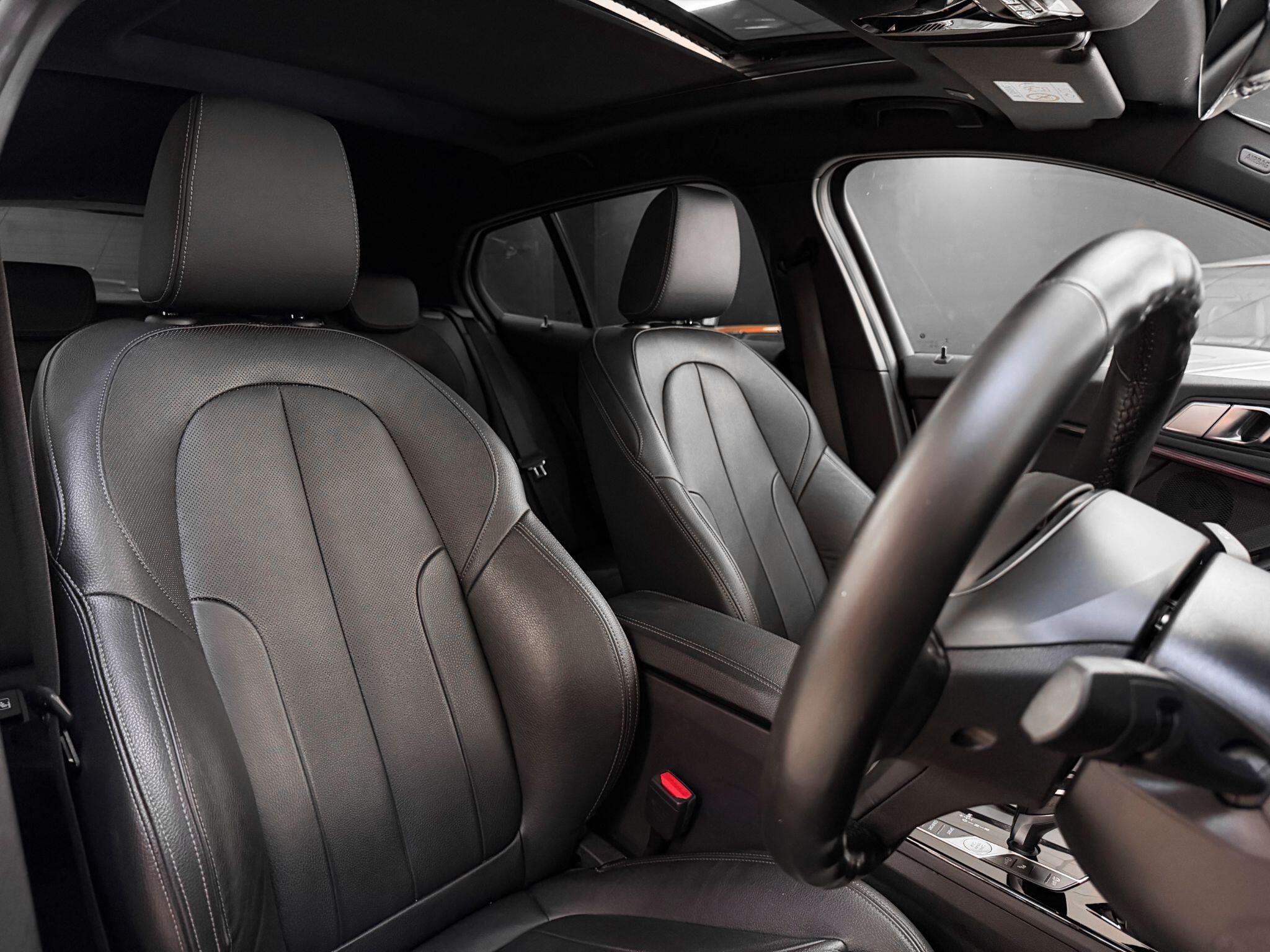 BMW 1 Series view 18