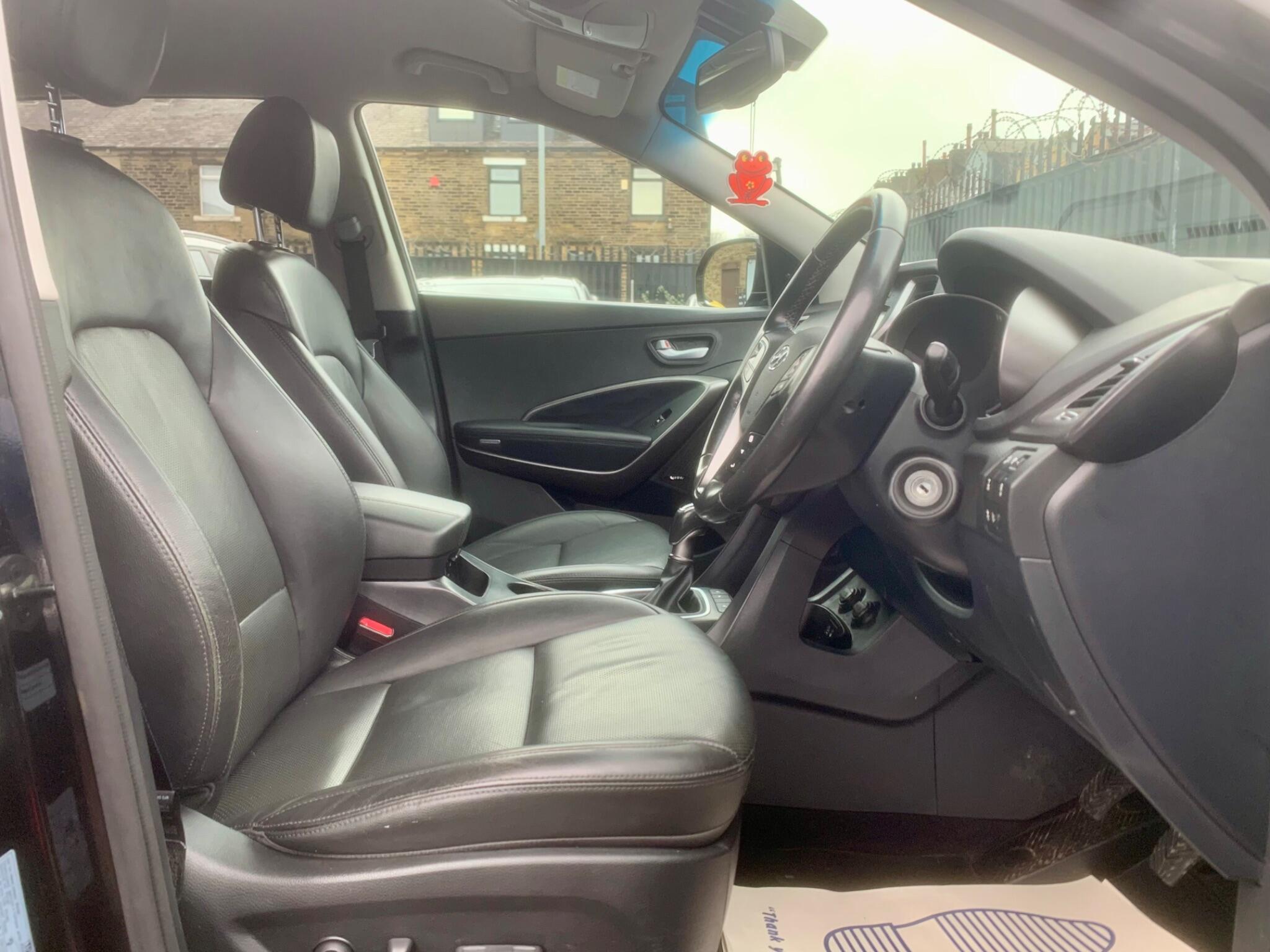 Hyundai Santa Fe view 22