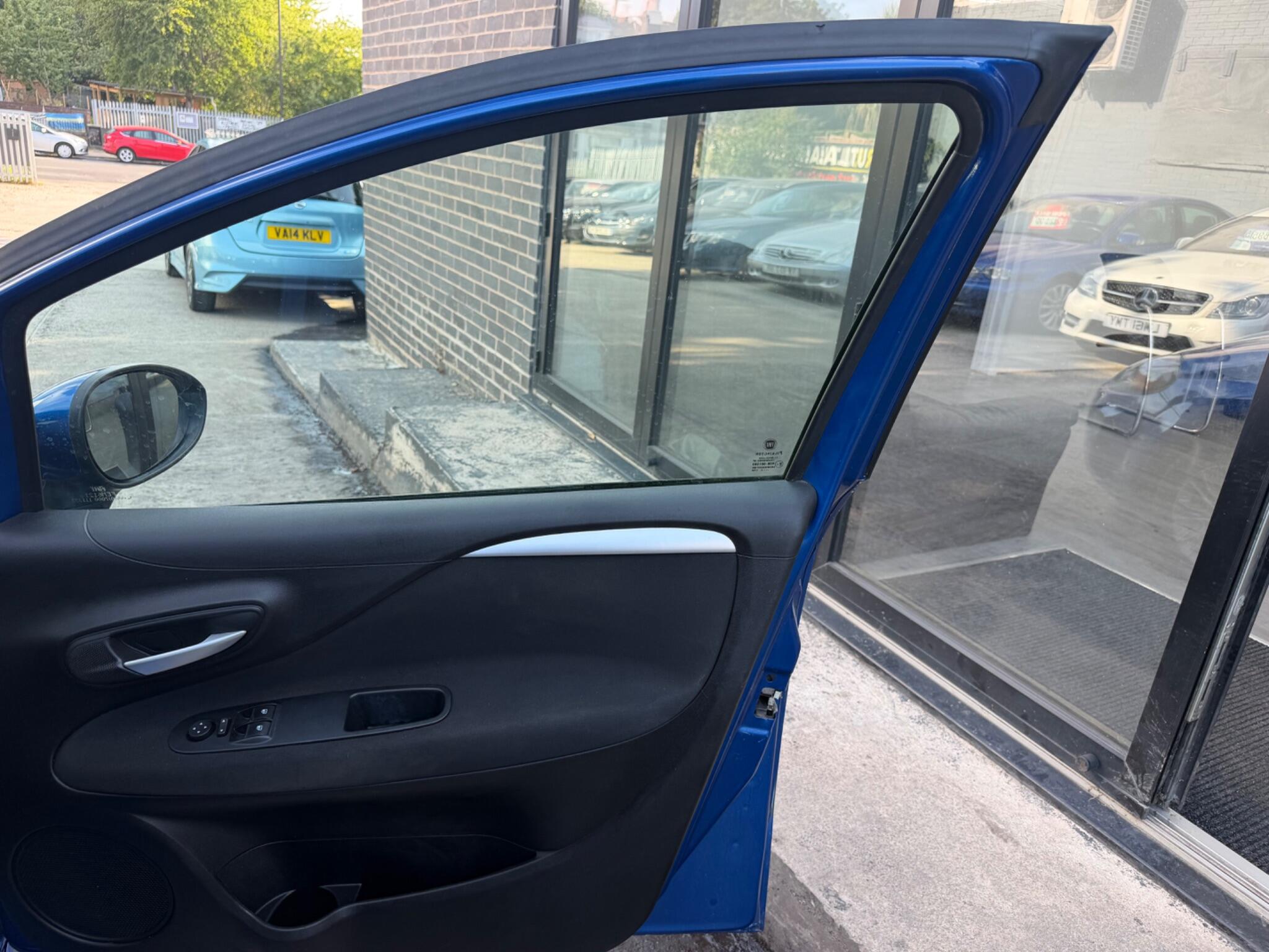 Fiat Punto view 9
