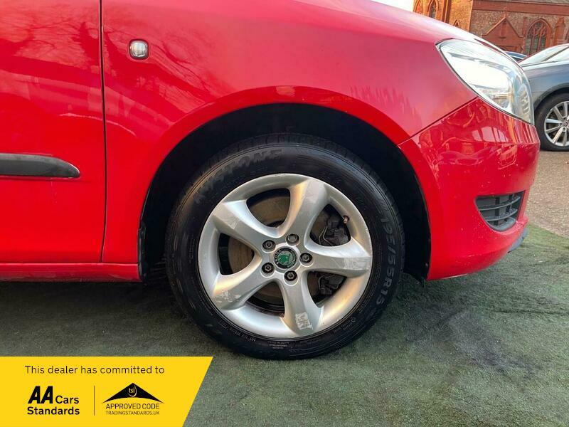 2010 Skoda Fabia image 50