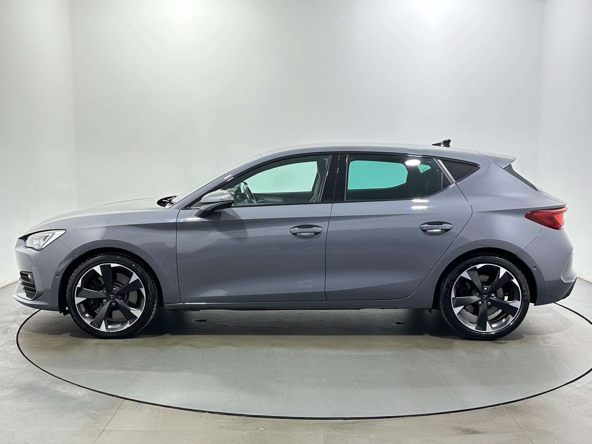 CUPRA Leon view 5